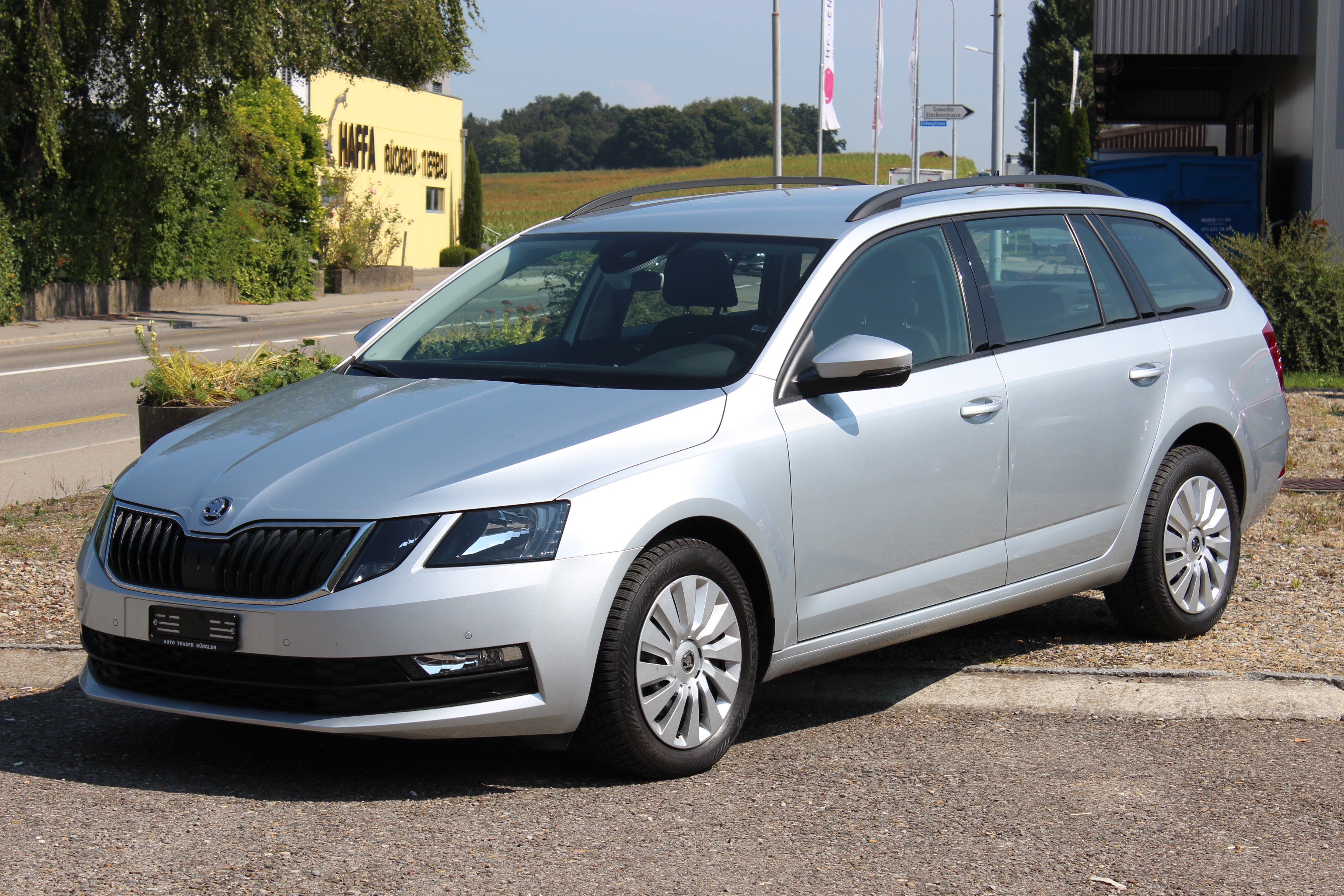 SKODA Octavia Combi 1.5 TSI Ambition DSG