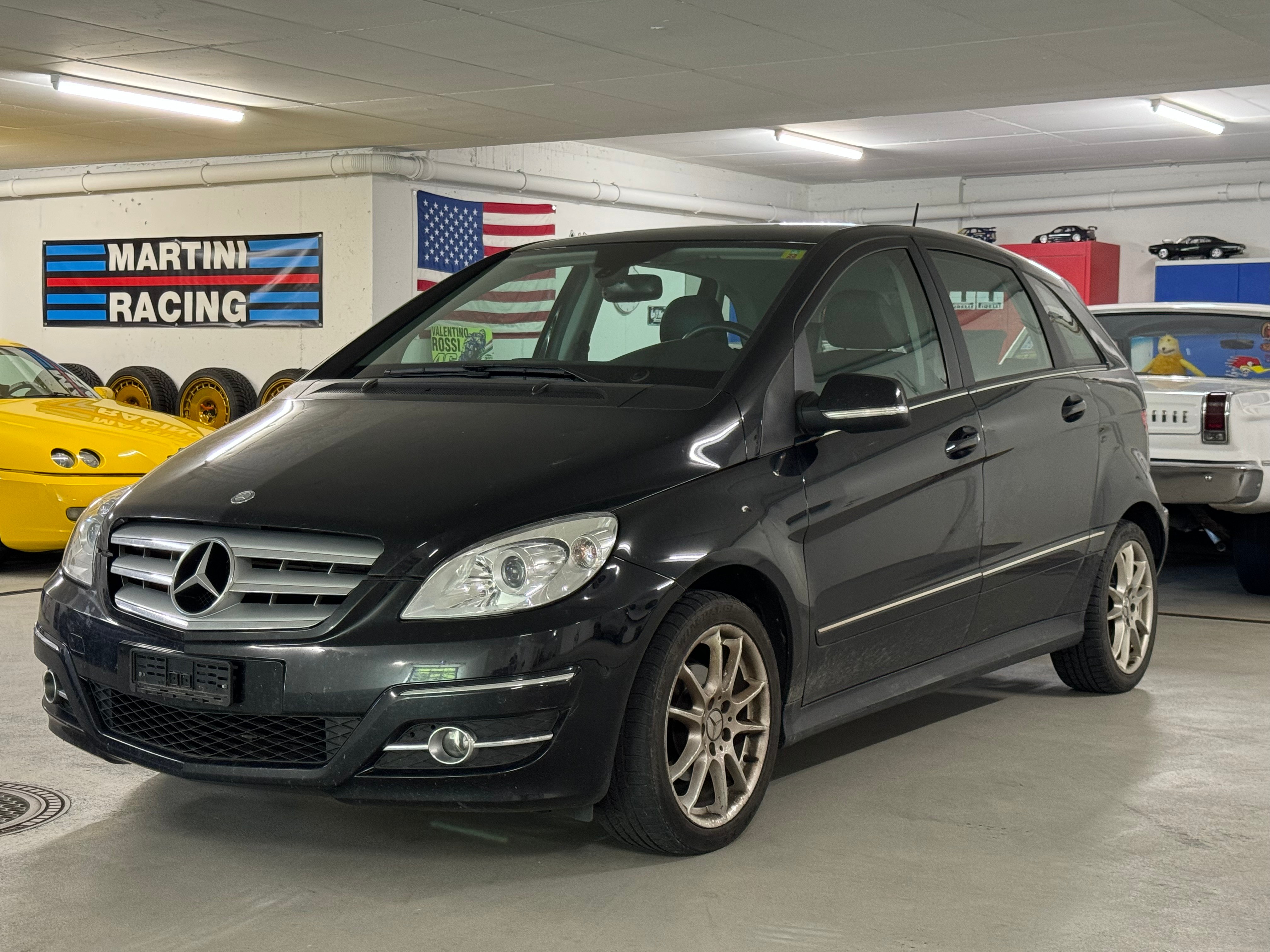 MERCEDES-BENZ B 180 My Star Autotronic