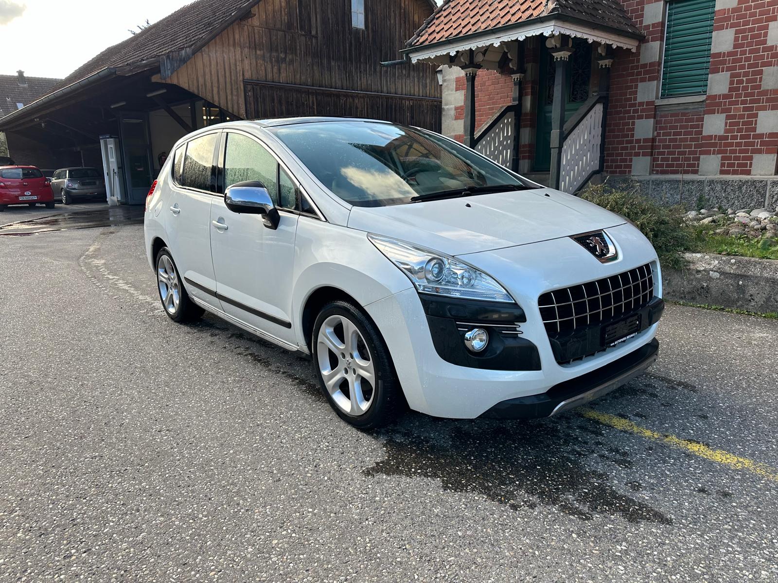 PEUGEOT 3008 1.6 16V T Platinum