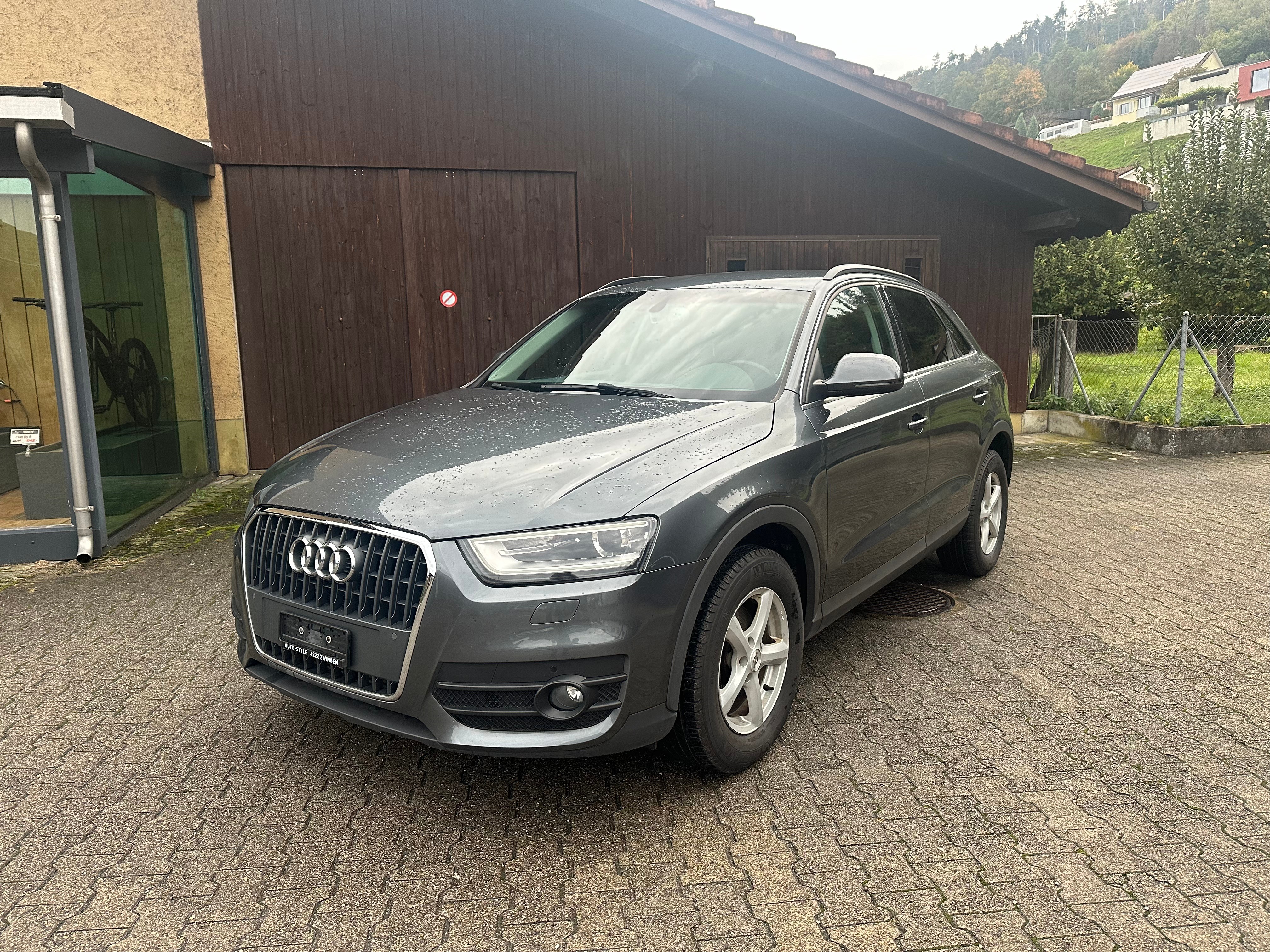 AUDI Q3 2.0 TFSI quattro S-tronic