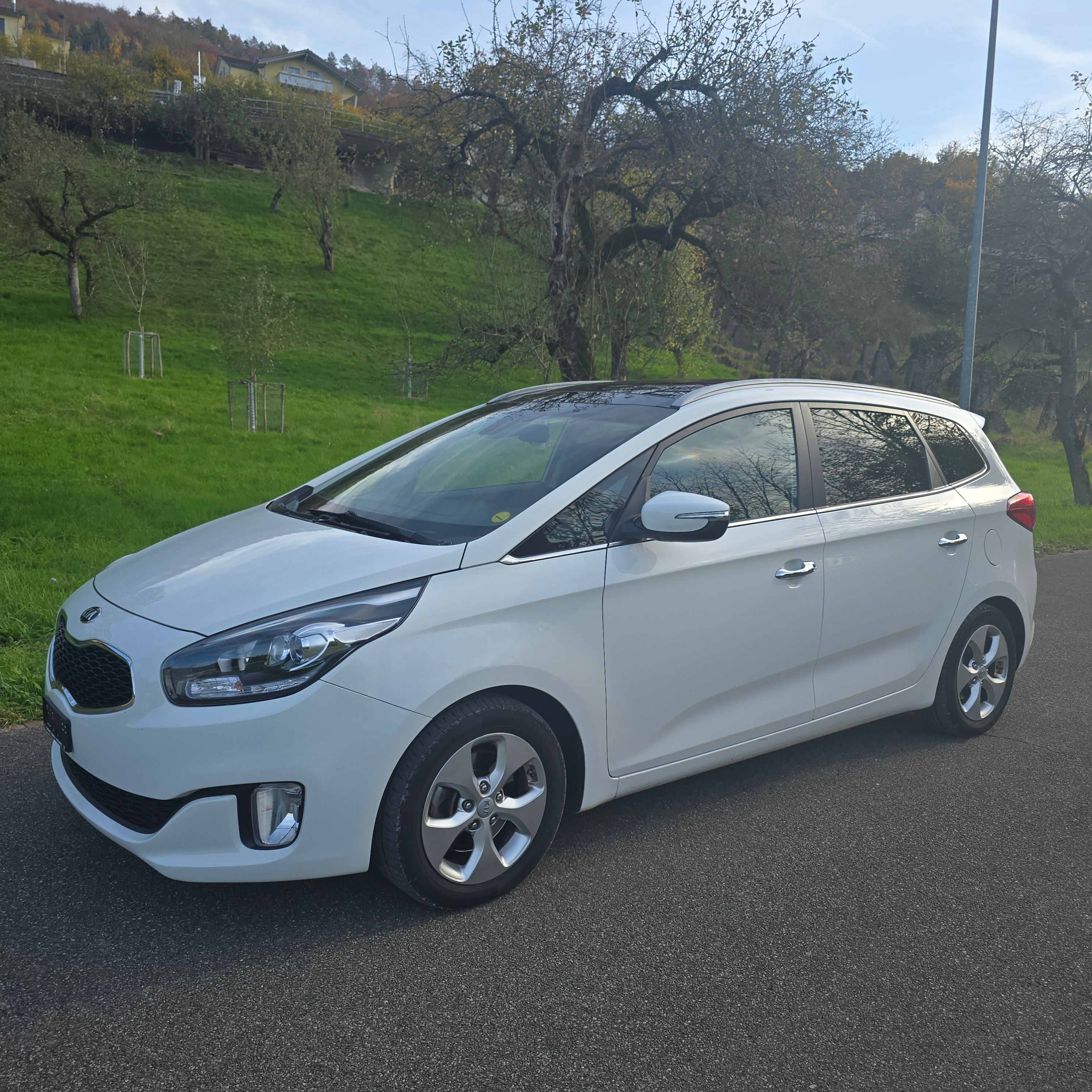 KIA Carens 1.7 CRDi Style DCT