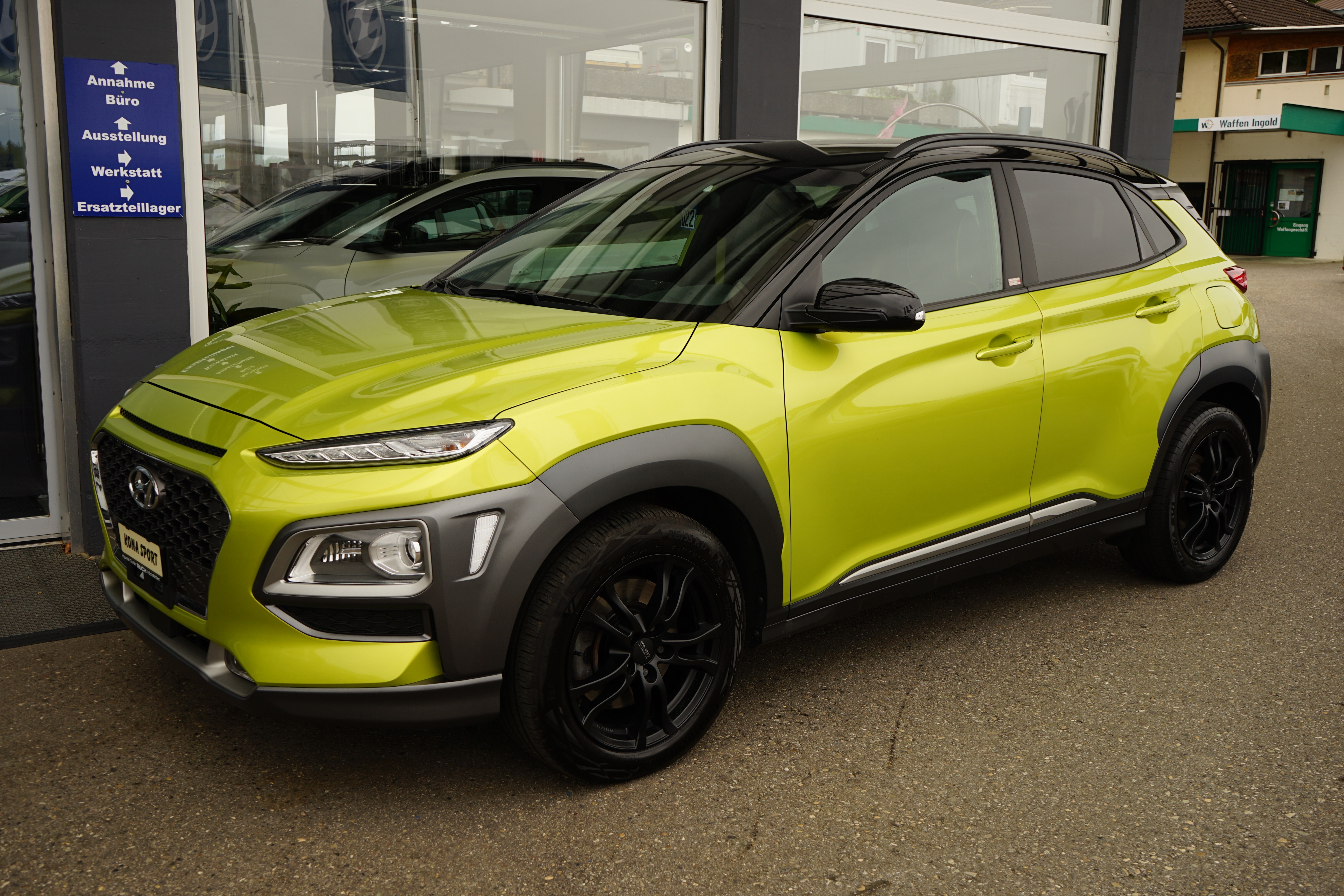 HYUNDAI Kona 1.6 T-GDi Amplia 4WD DCT