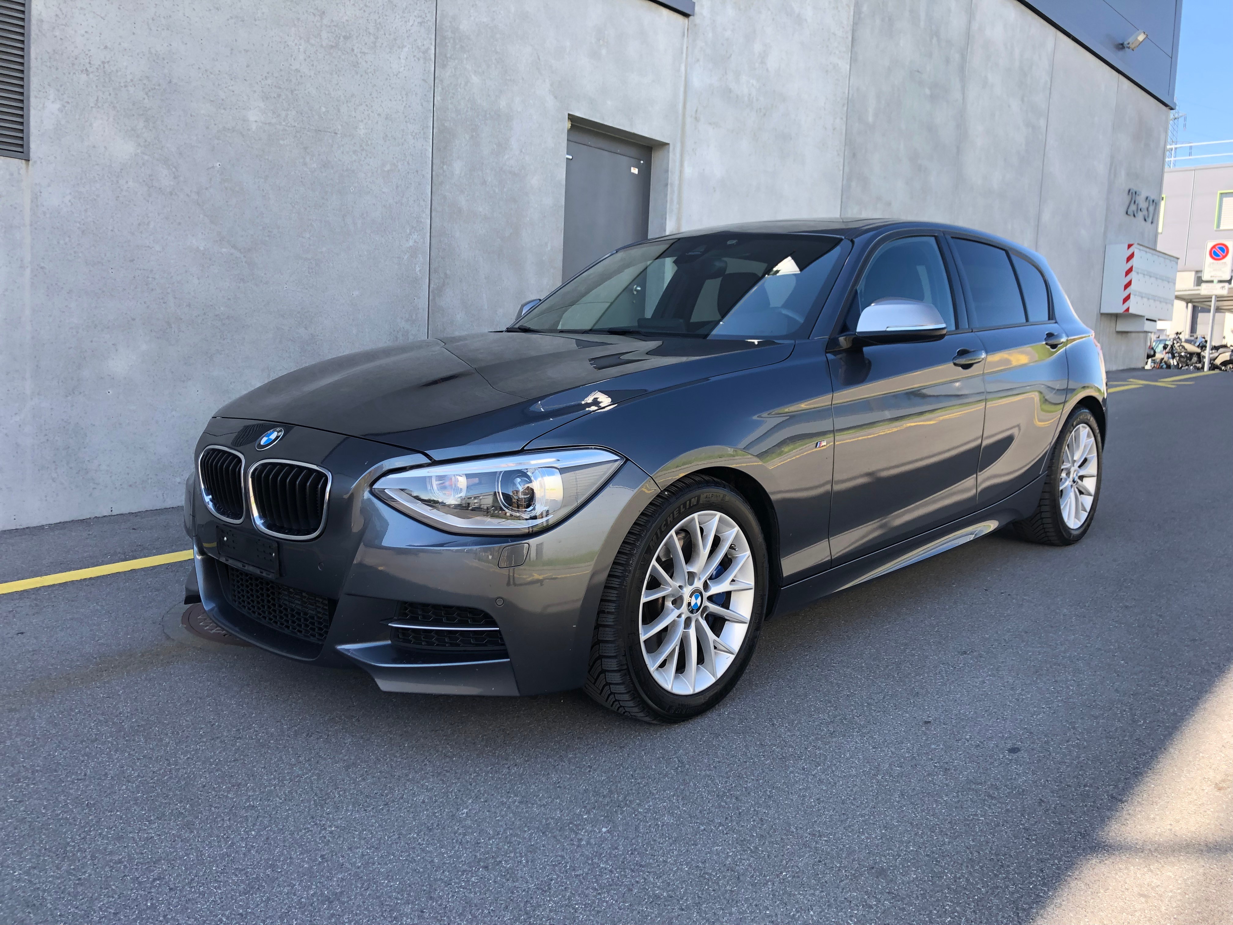 BMW M135i xDrive Steptronic (24)