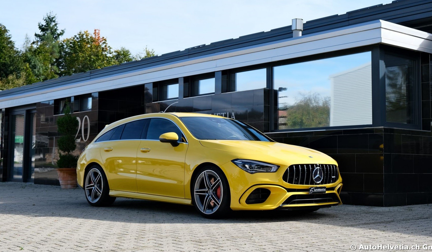 MERCEDES-BENZ CLA Shooting Brake 45 S AMG 4Matic+ 8G-DCT