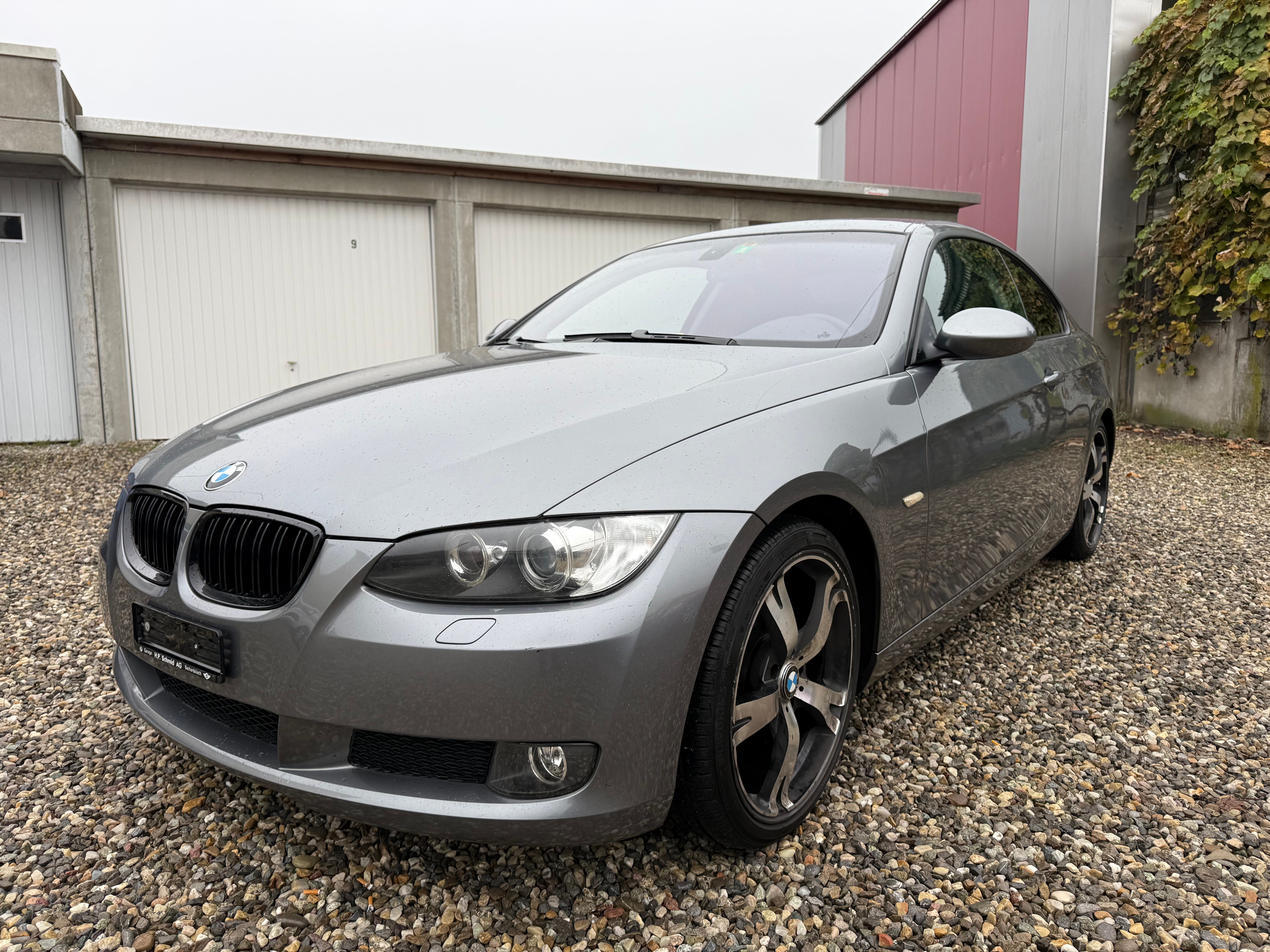 BMW 320i Coupé