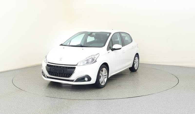 PEUGEOT 208 1.2 PureTech Signature