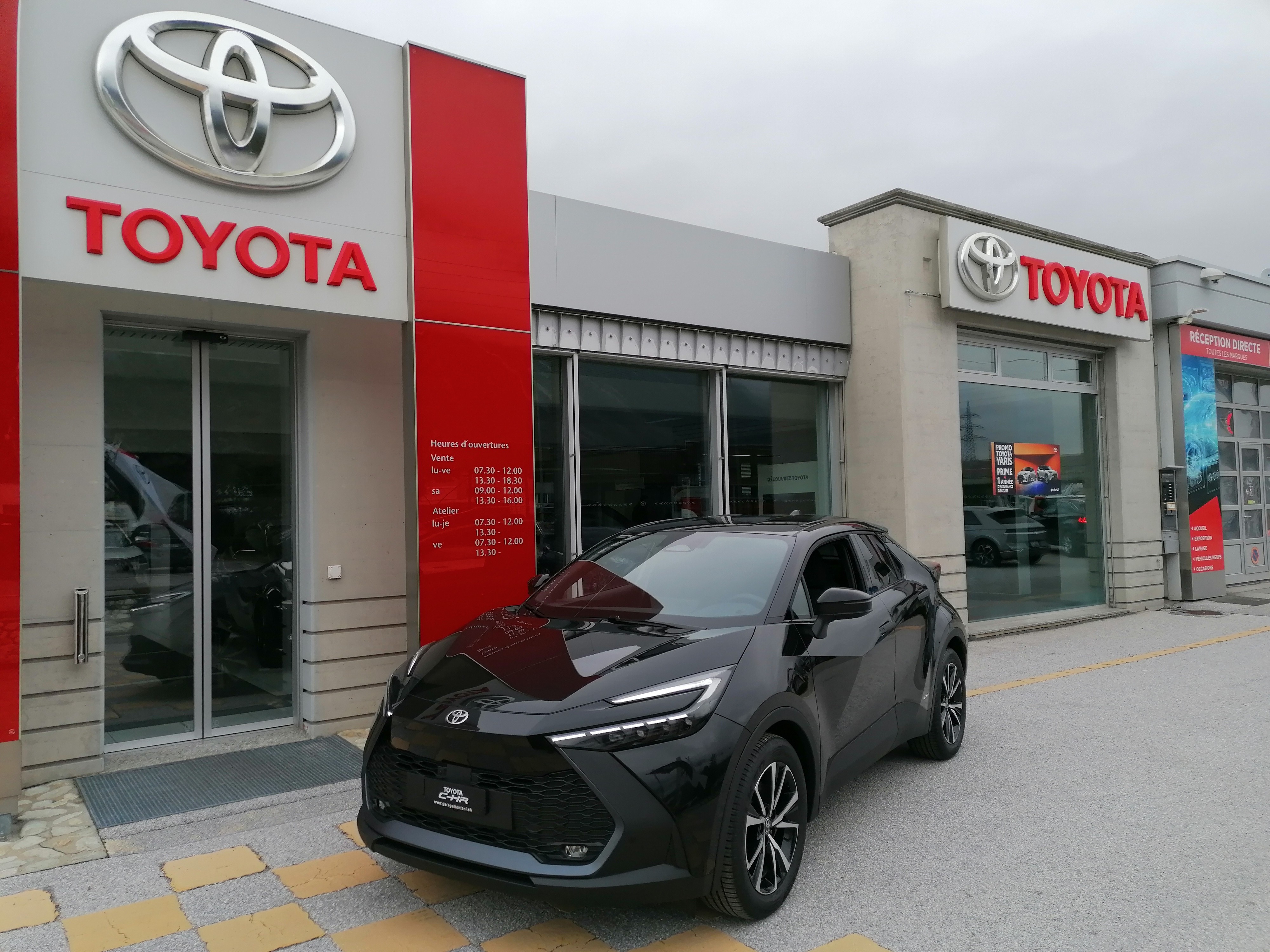 TOYOTA C-HR 2.0 HSD CVTTrend 4WD