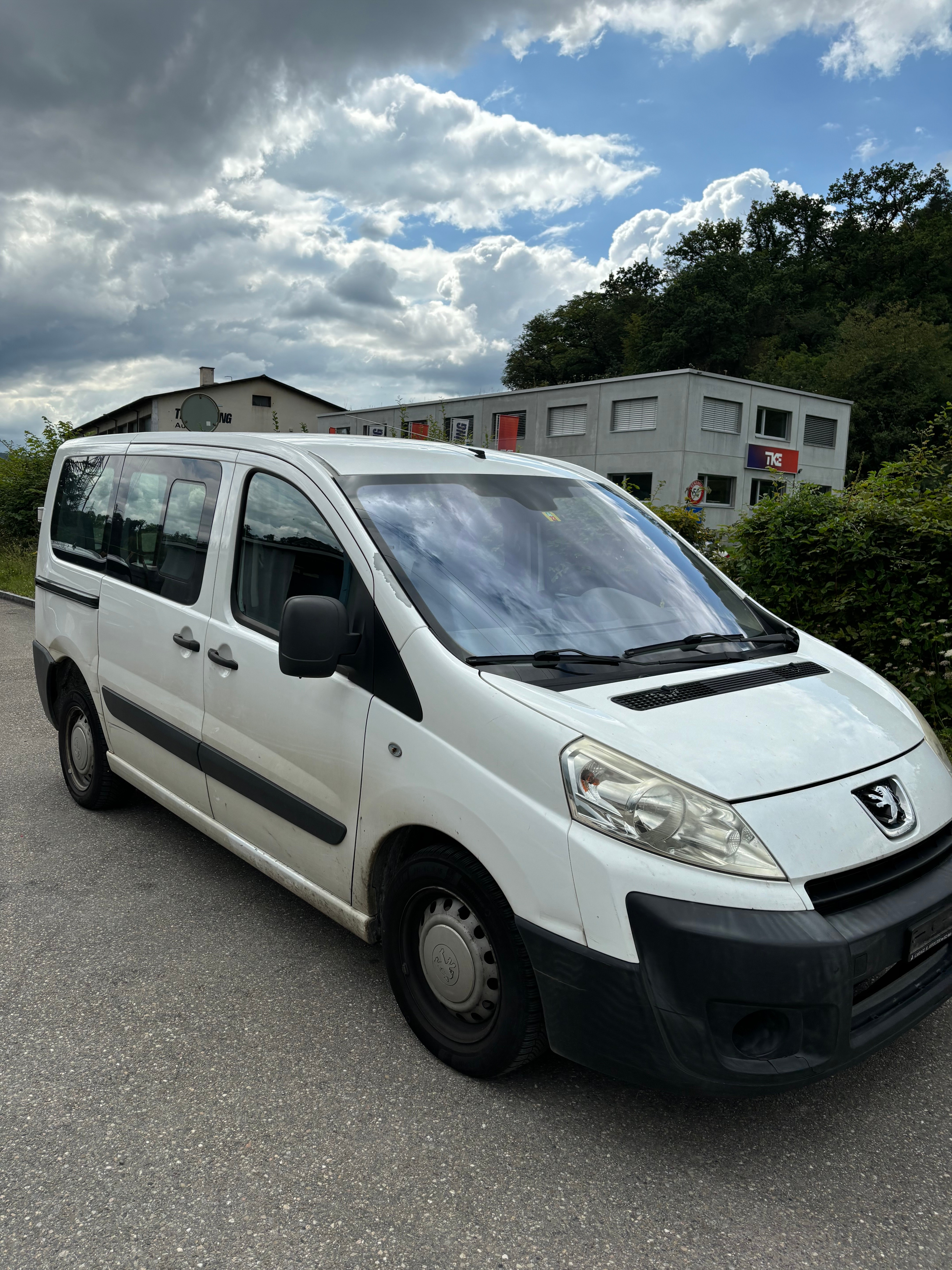 PEUGEOT Expert Tepee 2.0i 16V Confort L2