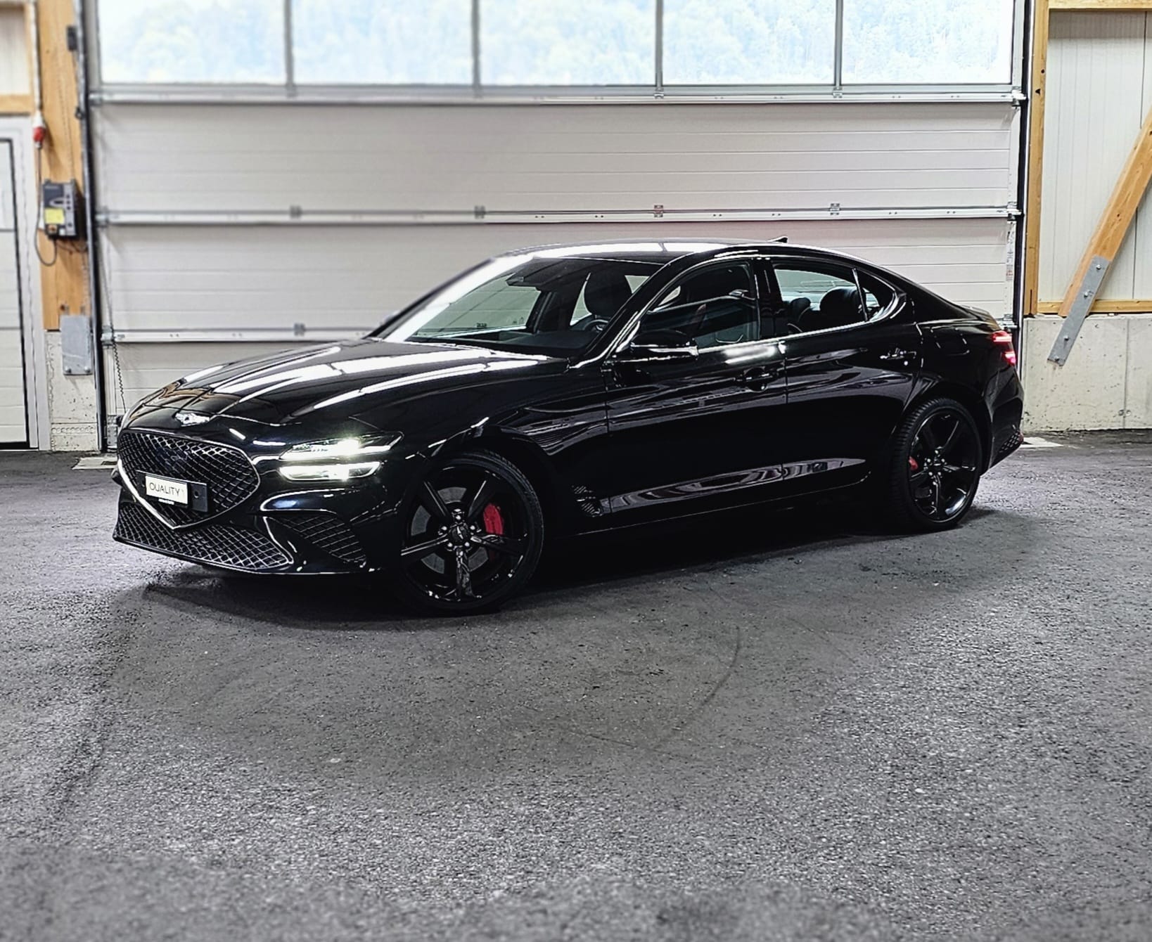 GENESIS G70 2.0 TGDI Sport AT8 AWD