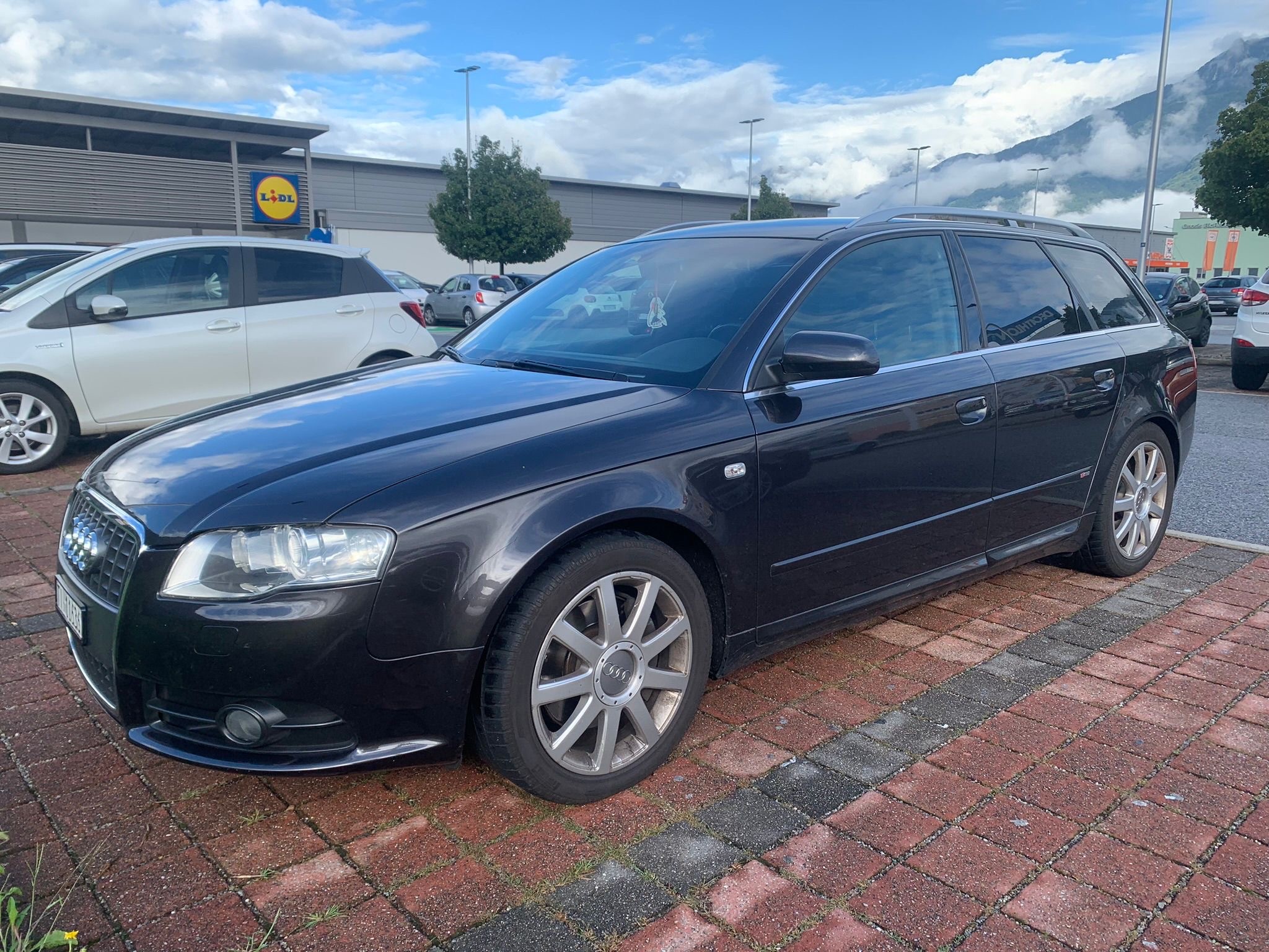 AUDI A4 Avant 2.0 Turbo FSI quattro