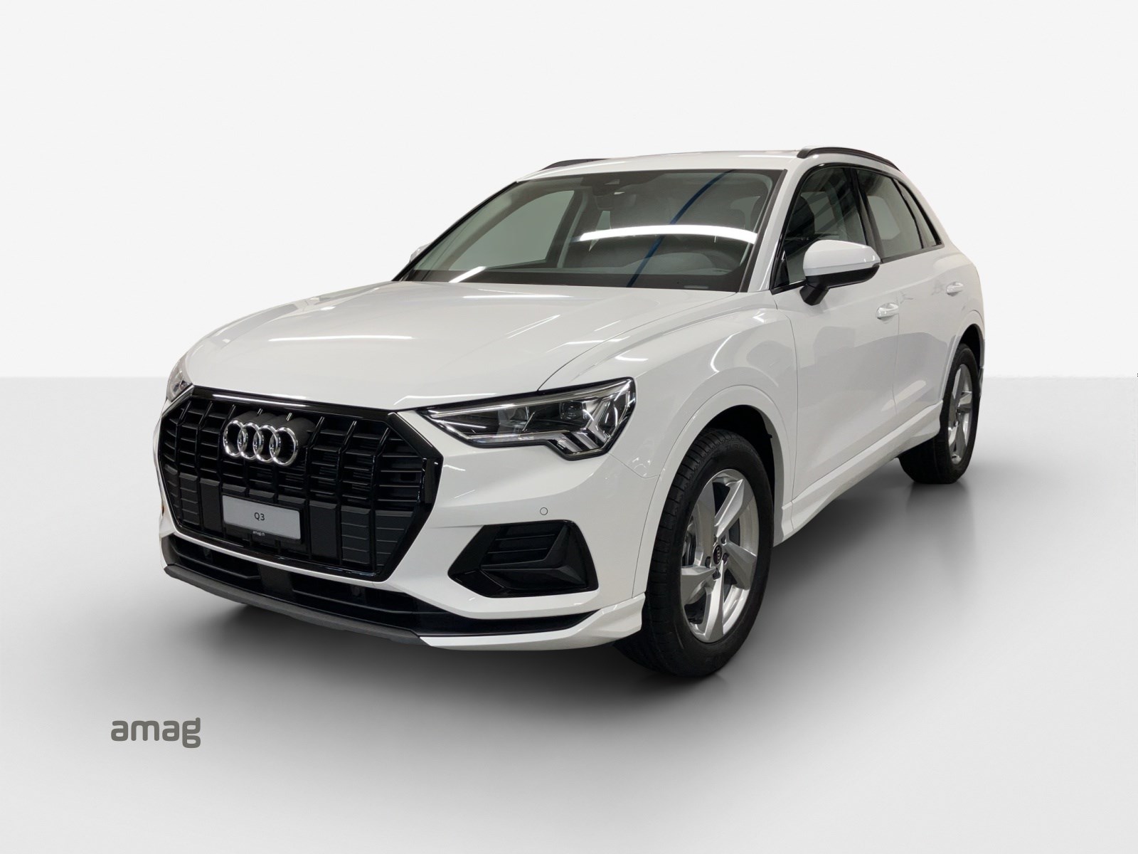 AUDI Q3 35 TFSI advanced Attraction S-tronic