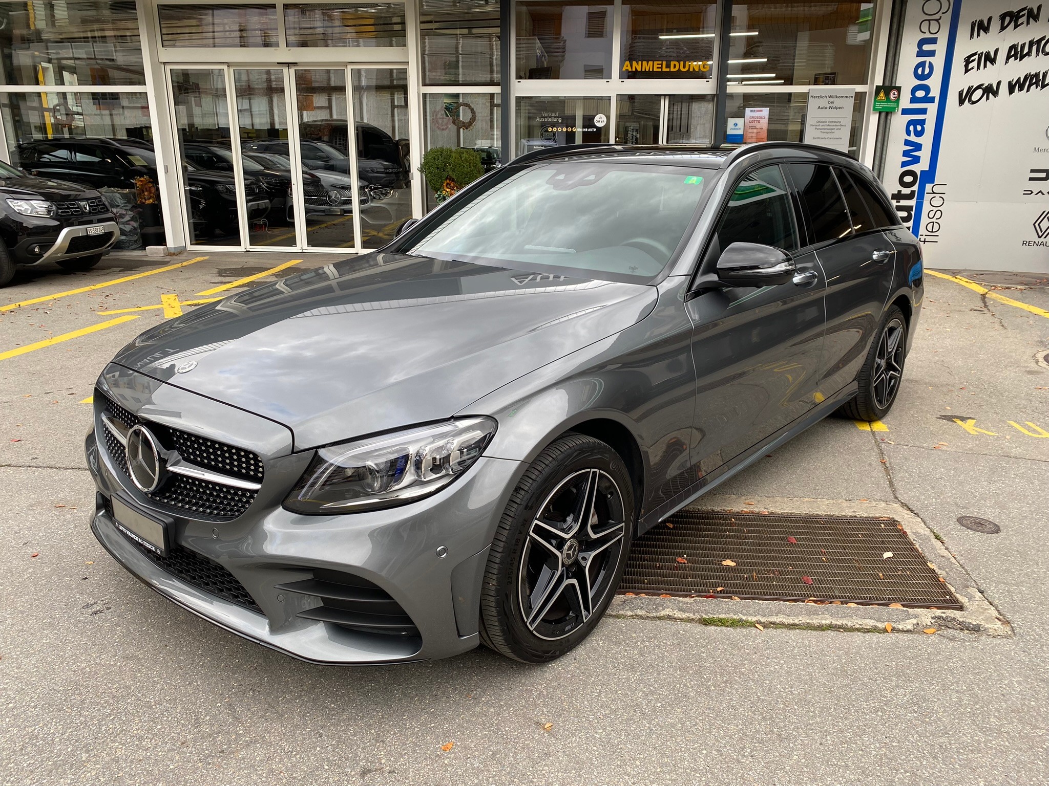 MERCEDES-BENZ C 220d SwissStar AMG L.4M