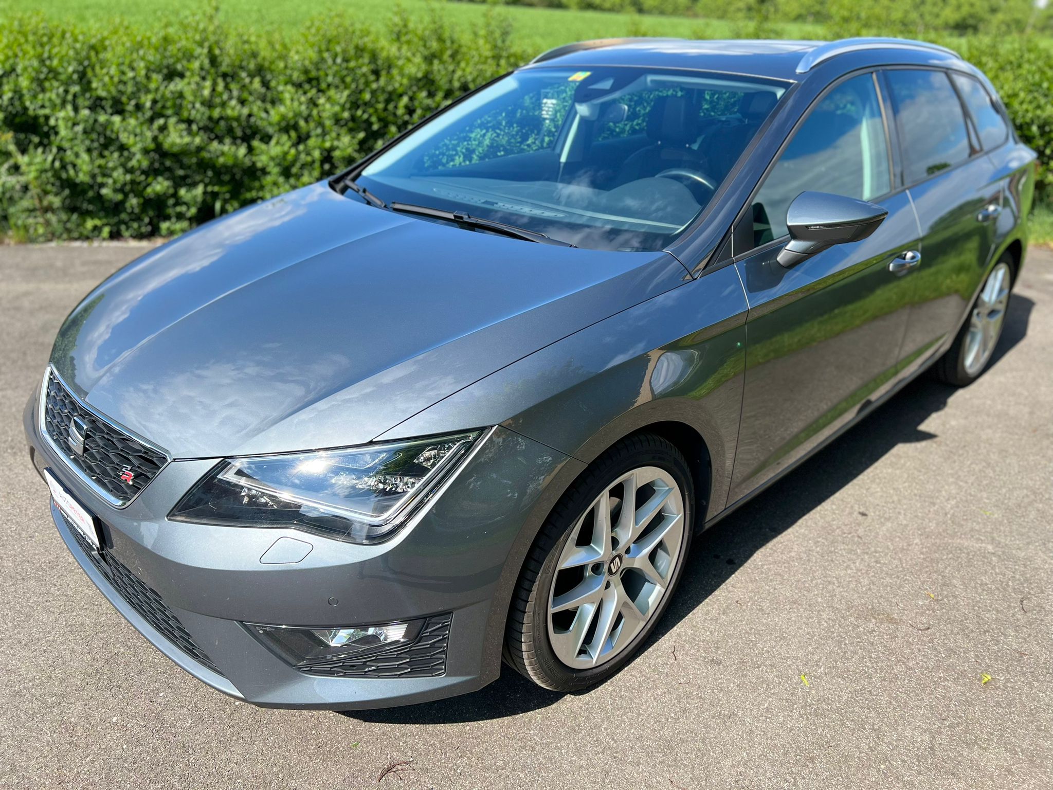 SEAT Leon ST 2.0 TDI Swiss FR 4Drive