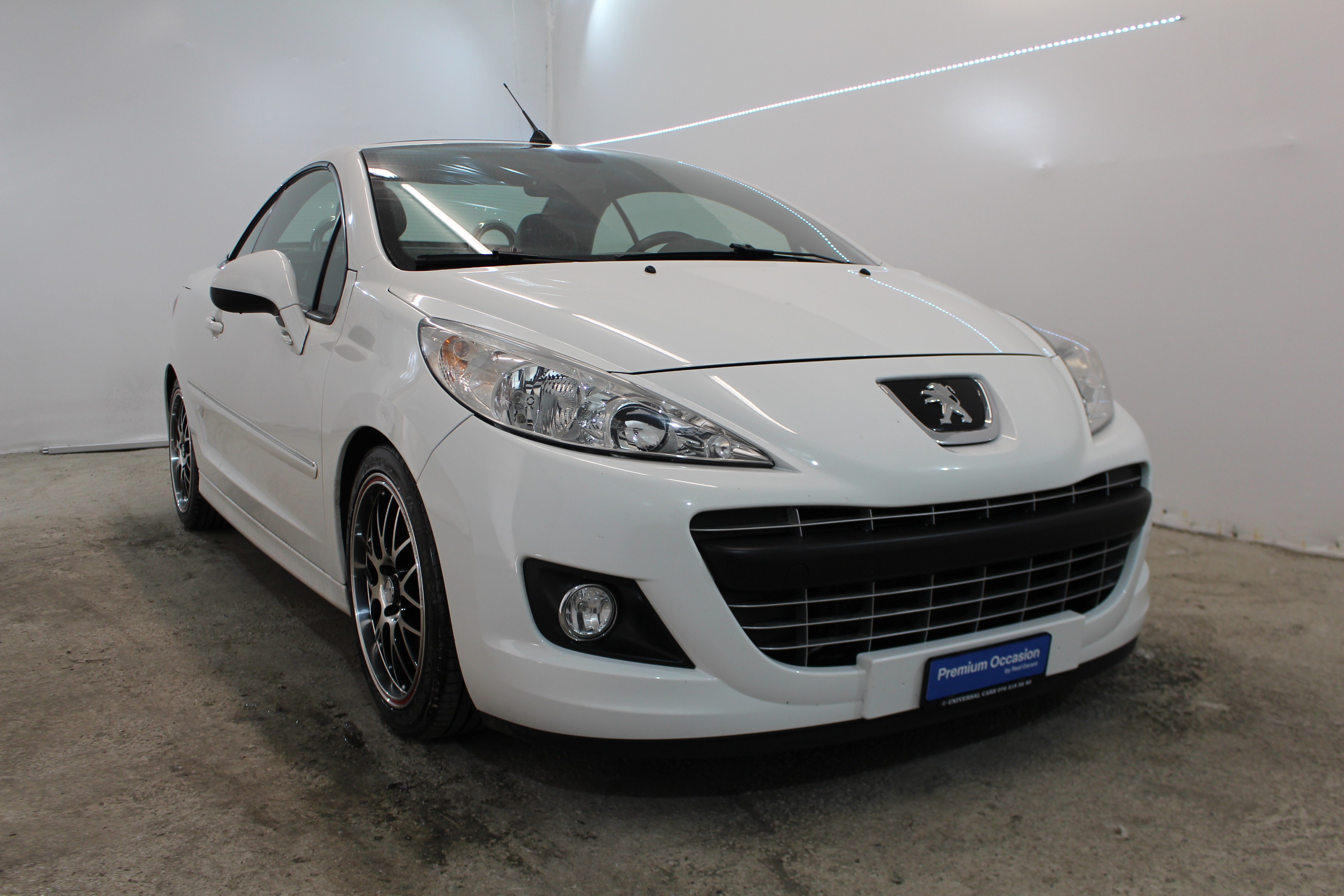 PEUGEOT 207 CC 1.6 16V Turbo Sport