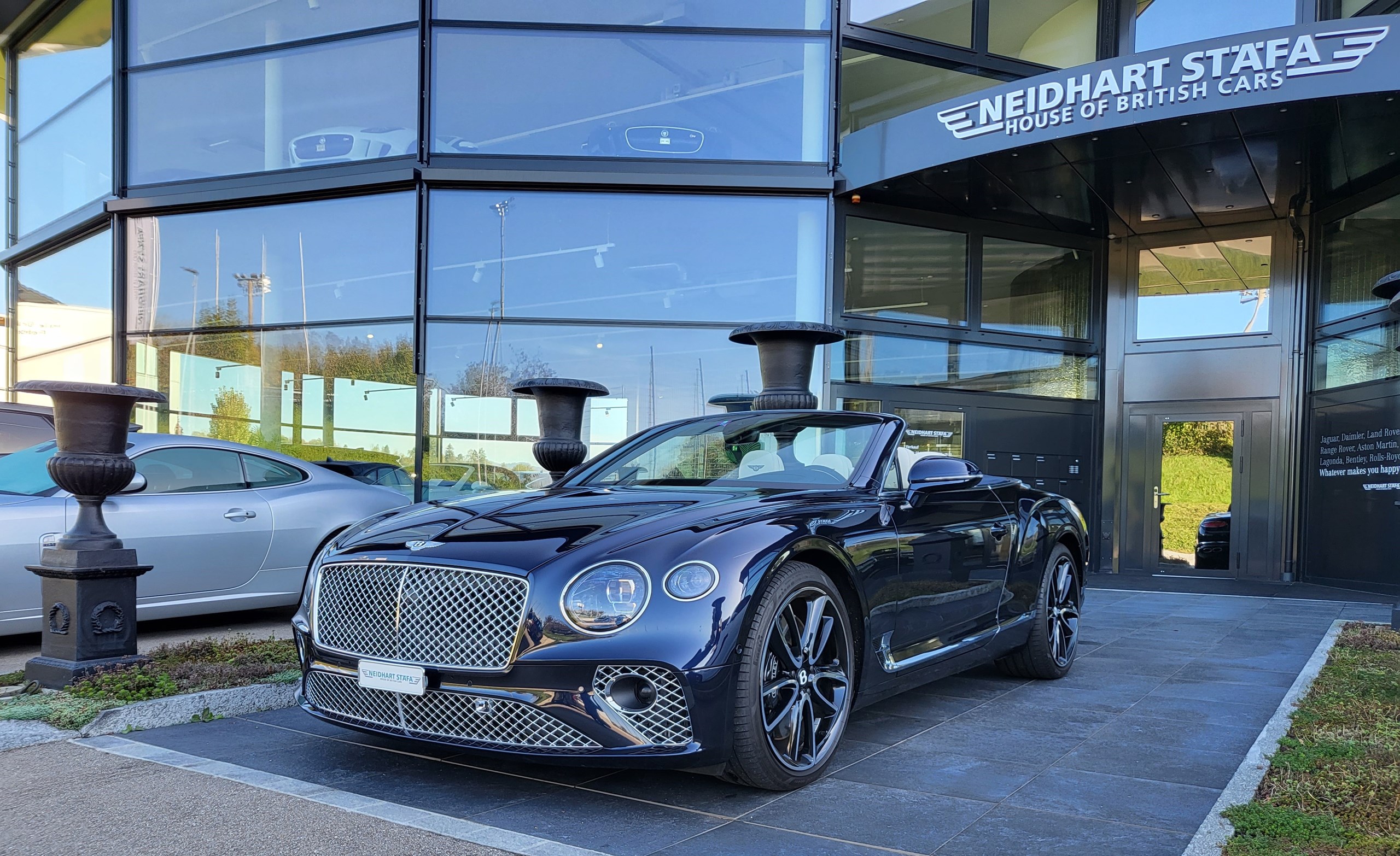 BENTLEY Continental GTC 4.0 V8