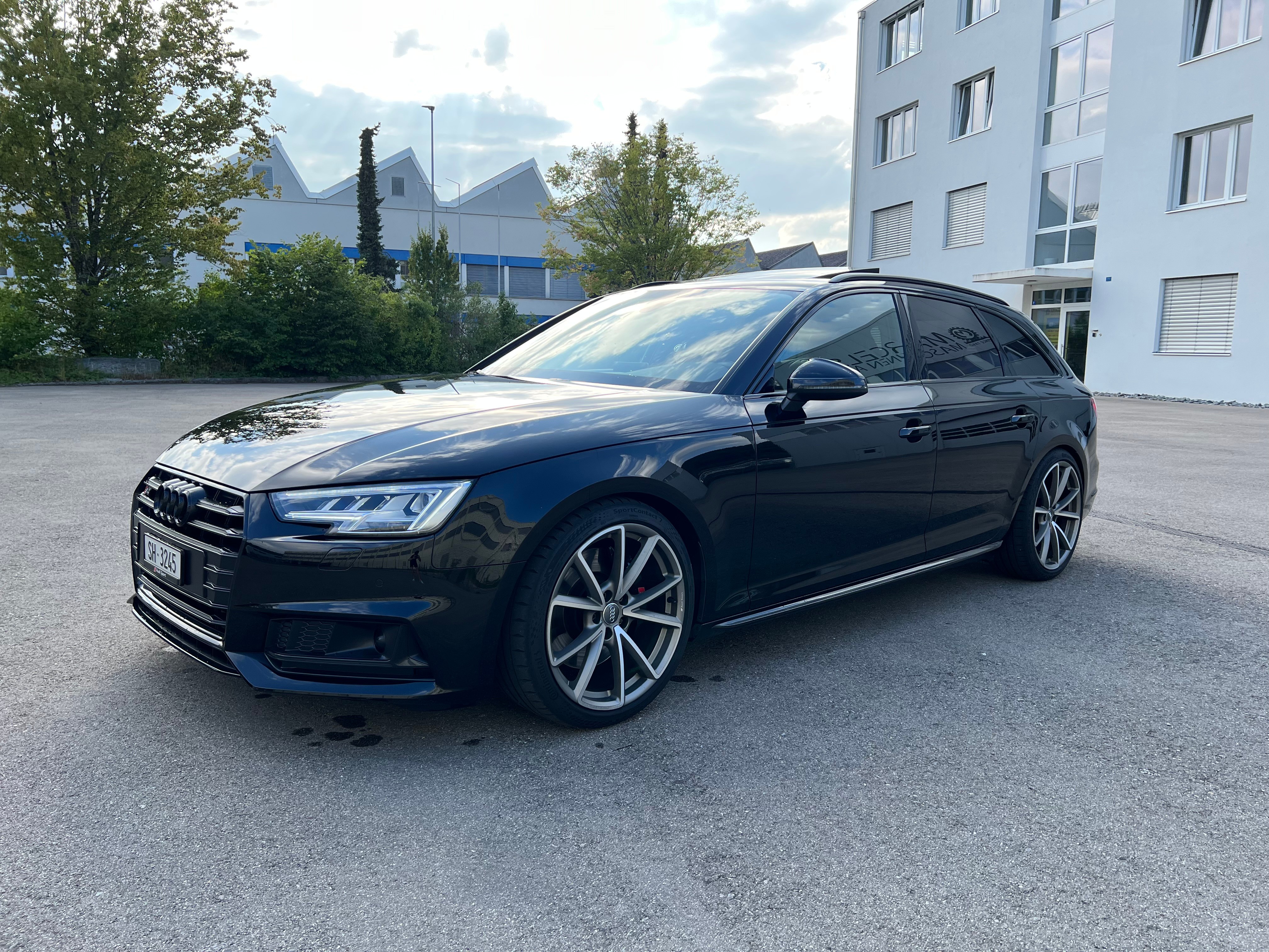 AUDI S4 Avant 3.0 TFSI quattro tiptronic