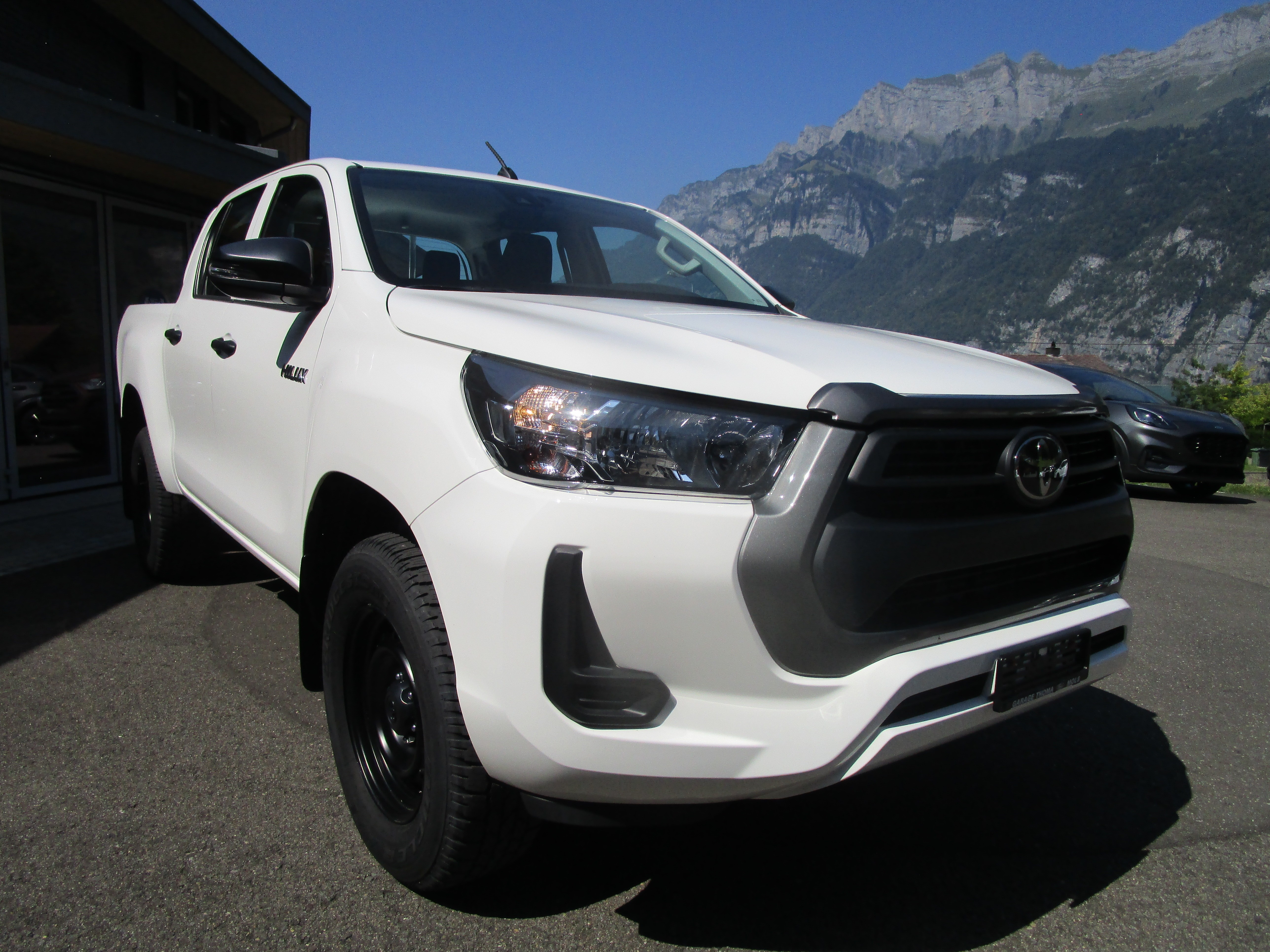 TOYOTA Hilux 2.4D-4D Comfort Double Cab 4x4