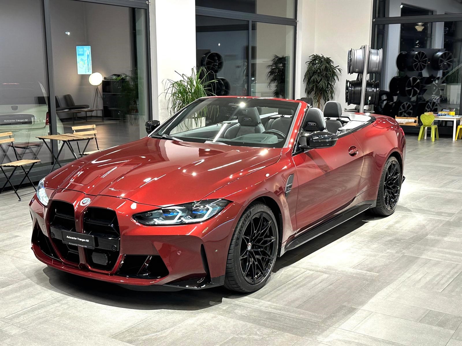 BMW M4 Cabrio Competition M xDrive