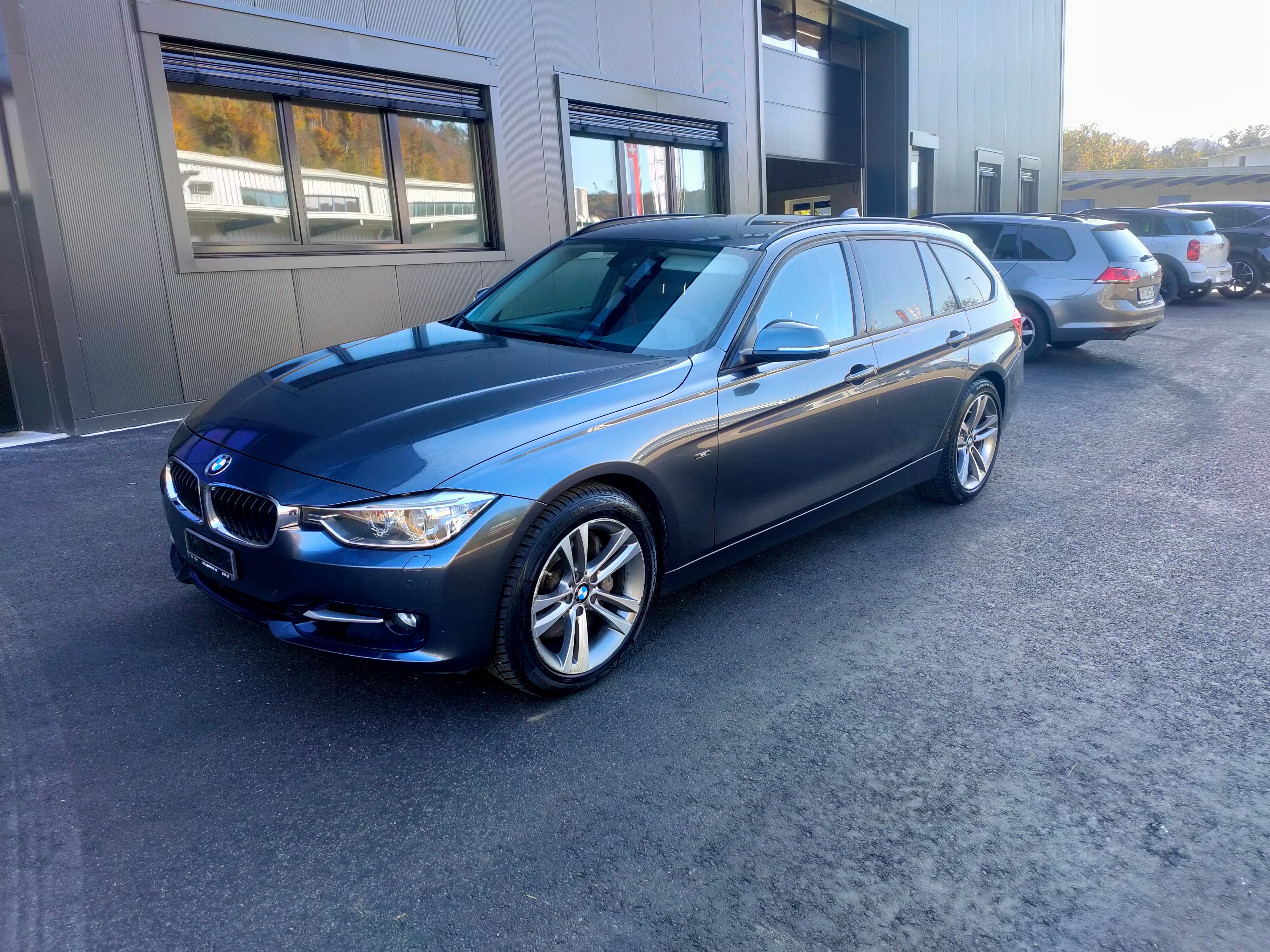 BMW 335i xDrive Touring Sport Line Steptronic