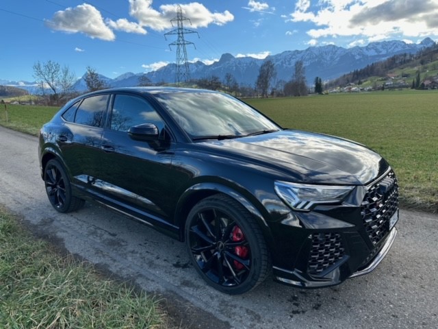 AUDI RS Q3 Sportback quattro S tronic