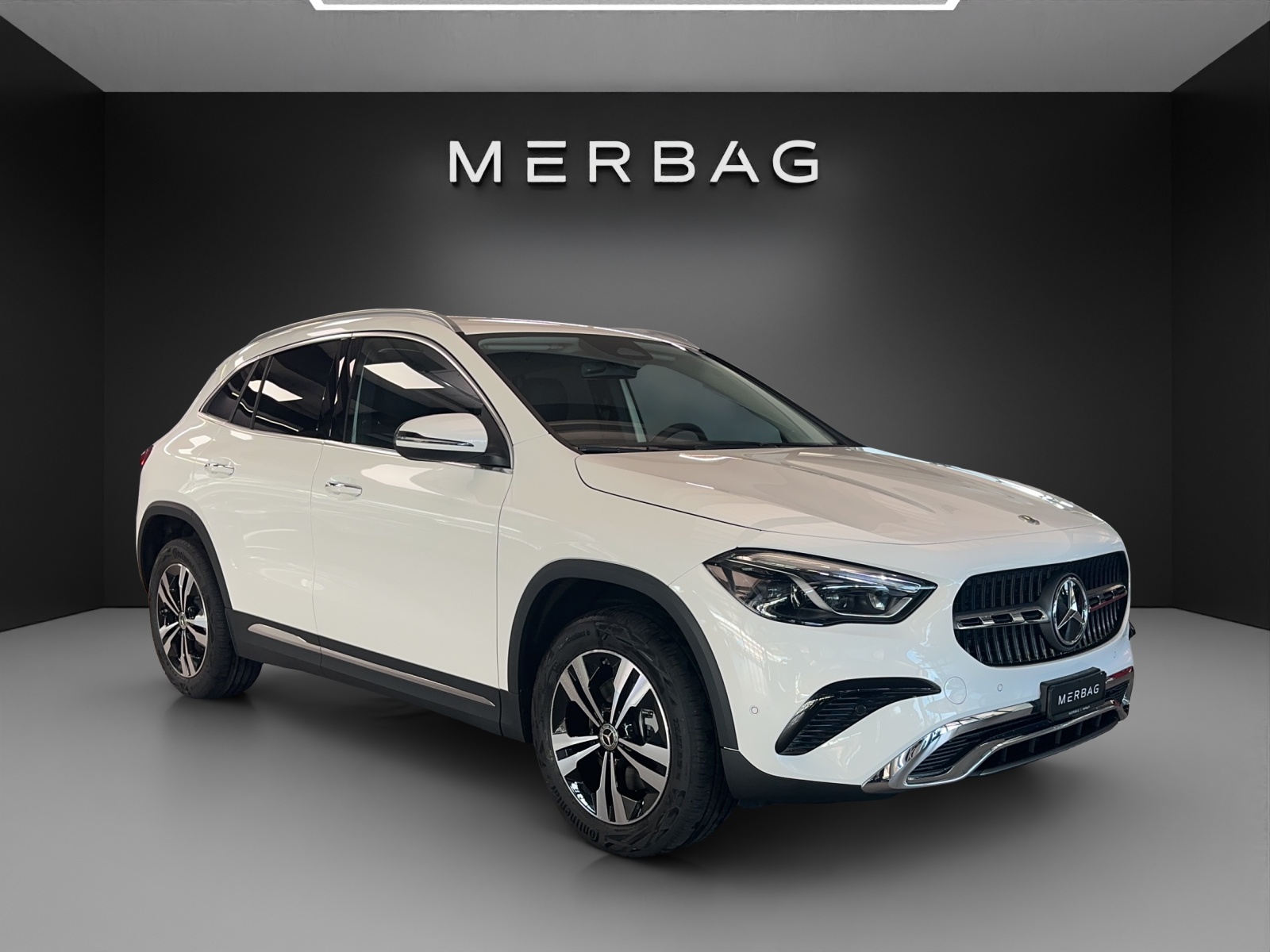 MERCEDES-BENZ GLA 220d 4Matic 8G-DCT