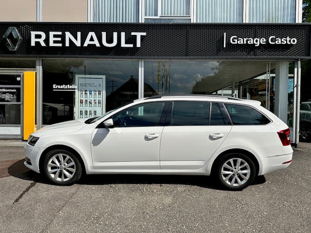 SKODA Octavia Combi 2.0 TDI Style DSG