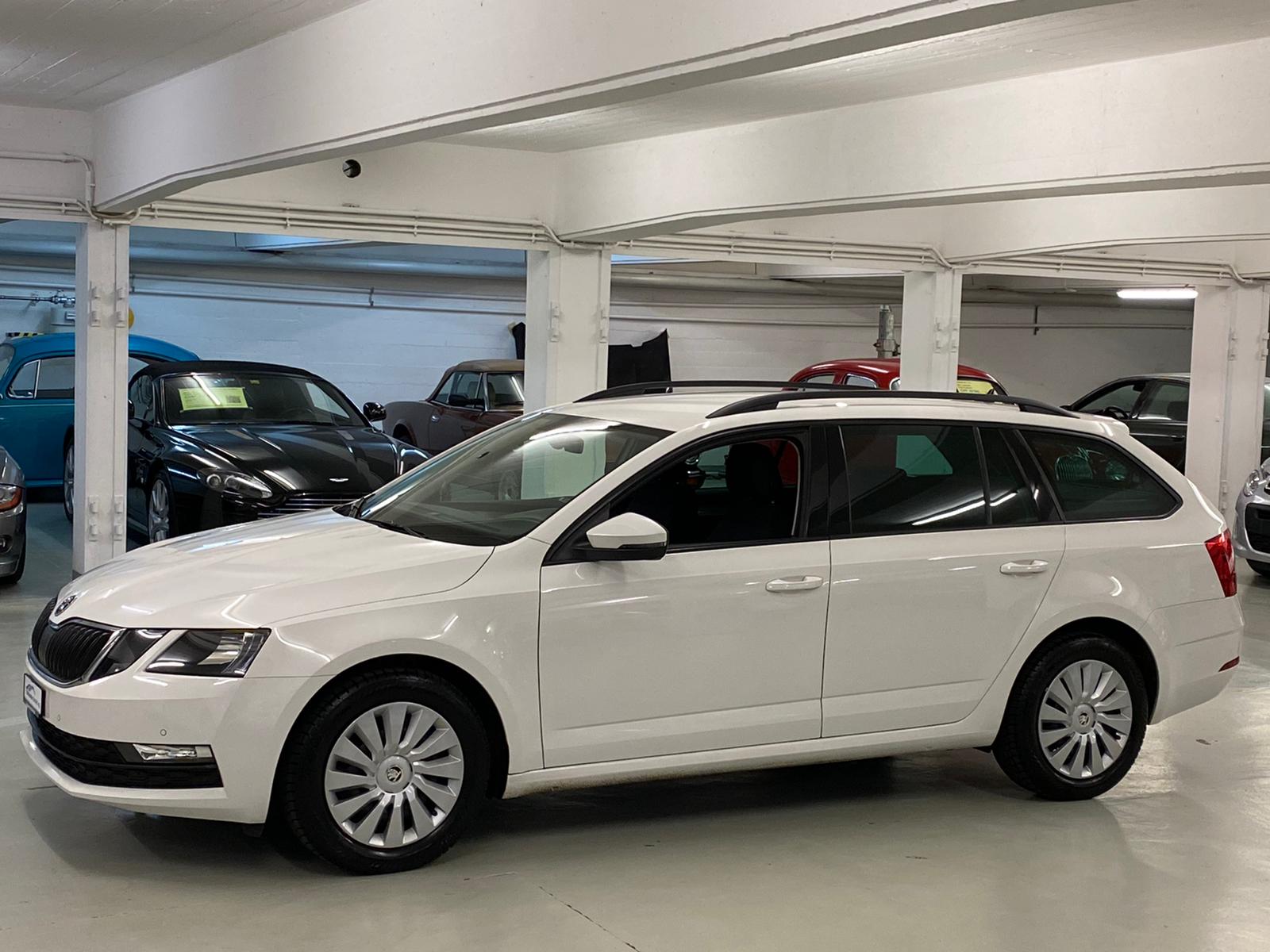 SKODA Octavia Combi 1.6 TDI Ambition DSG