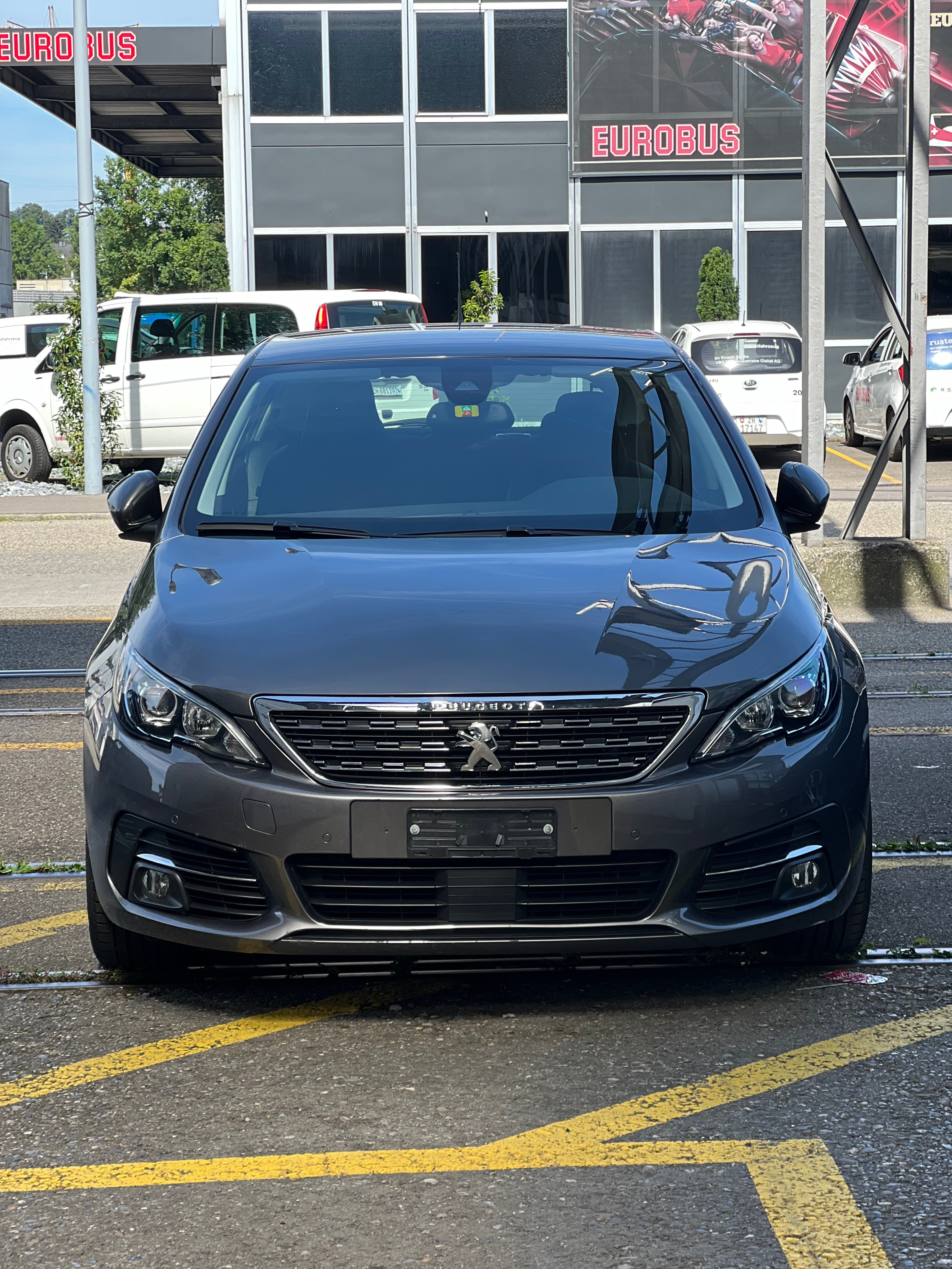 PEUGEOT 308 1.2 Pure Tech Allure EAT8