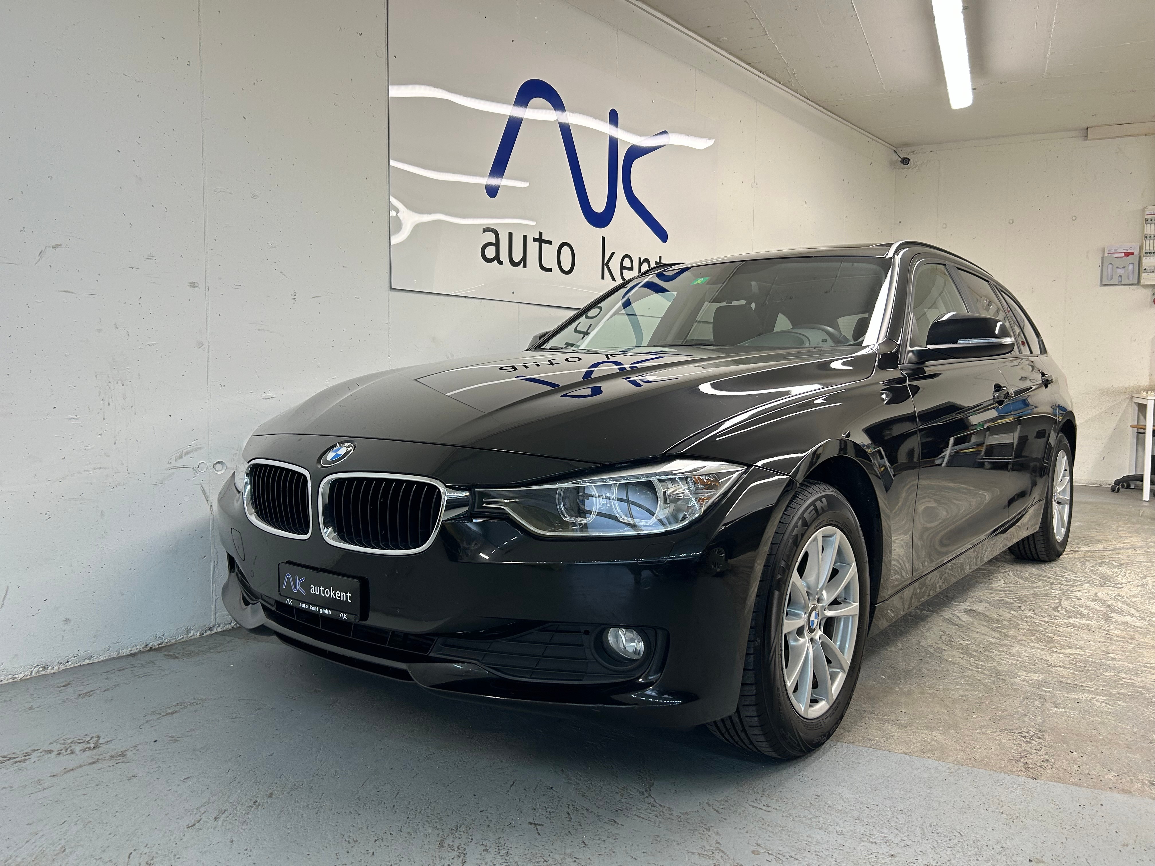 BMW 320d xDrive Touring Steptronic