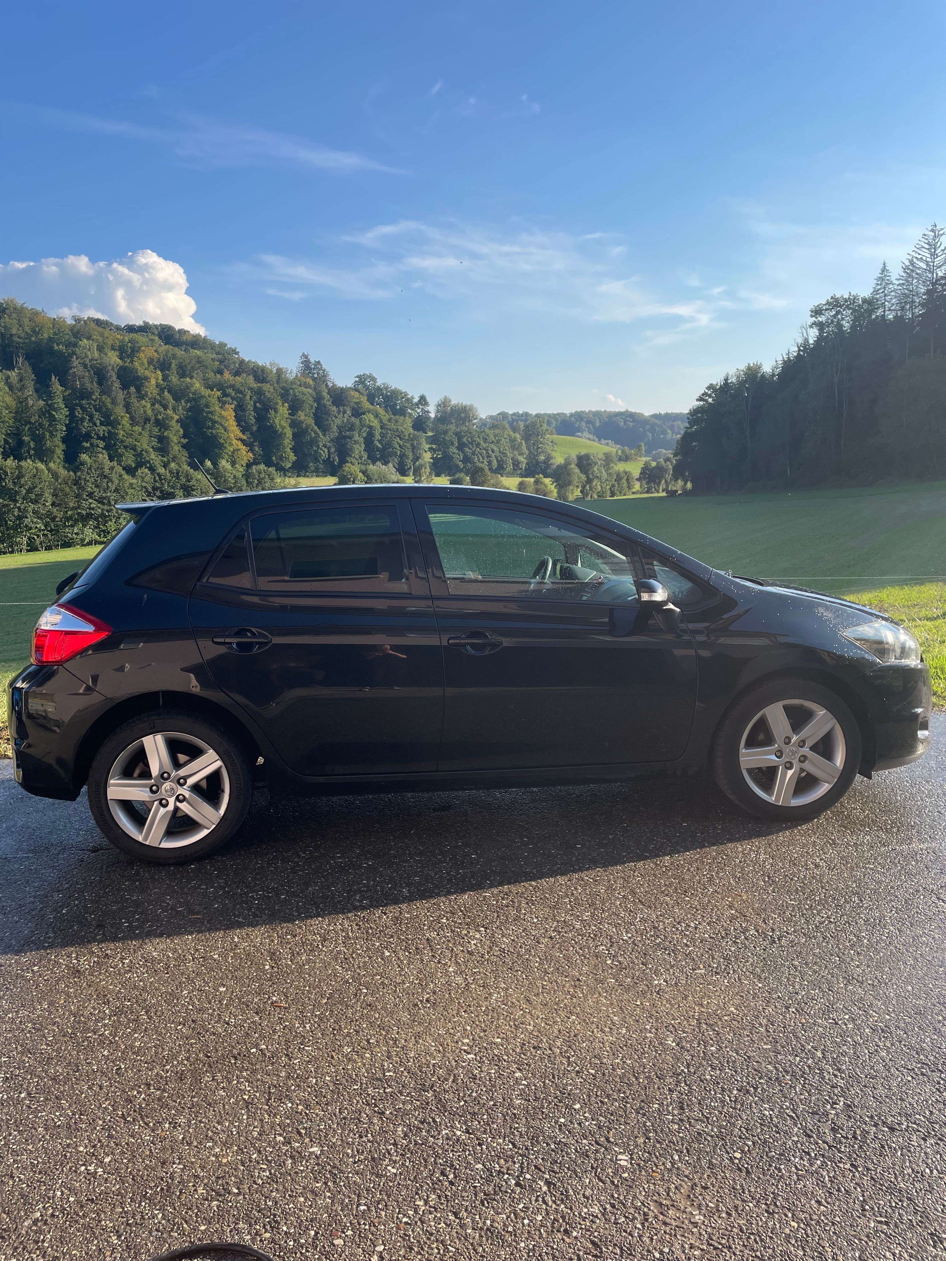 TOYOTA Auris 1.8 S