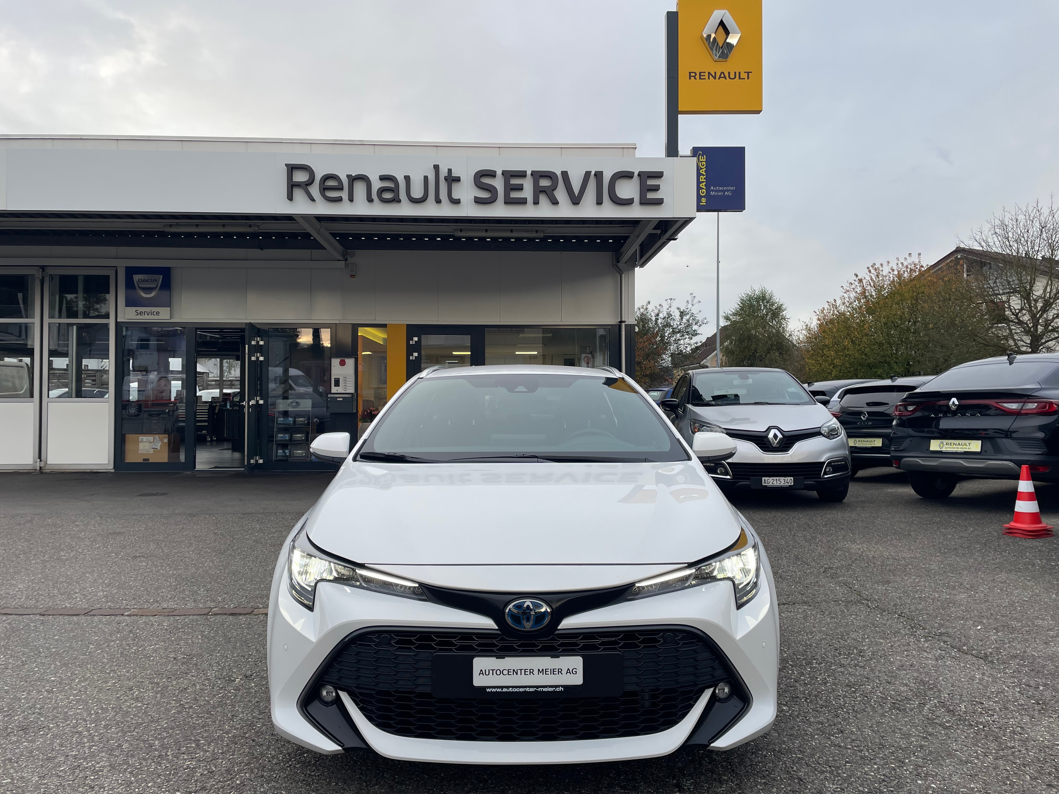 TOYOTA Corolla Touring Sports 1.8 HSD Comfort e-CVT