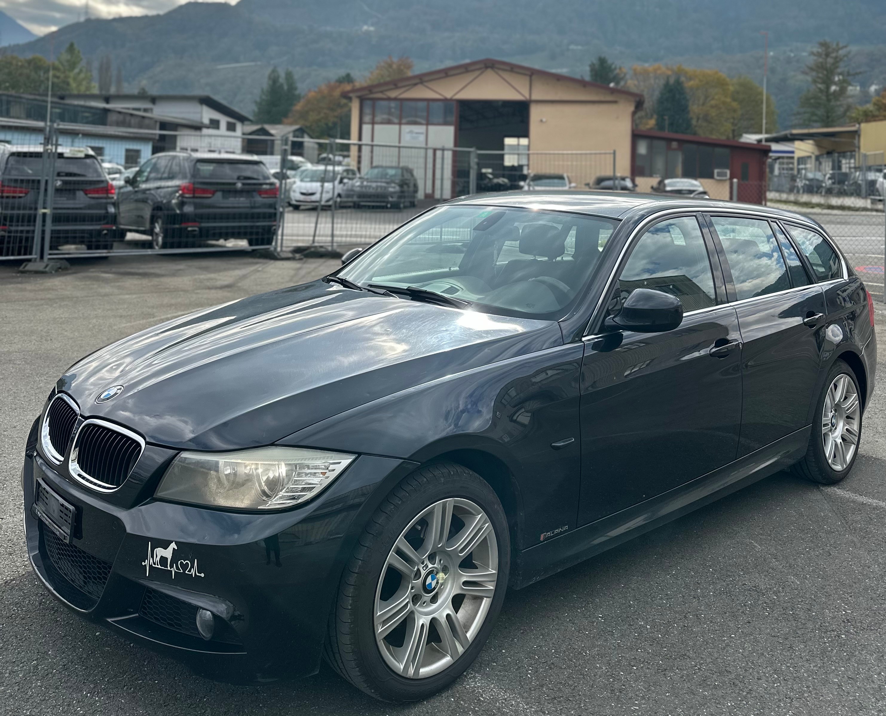 BMW 320d xDrive Touring Pack-M