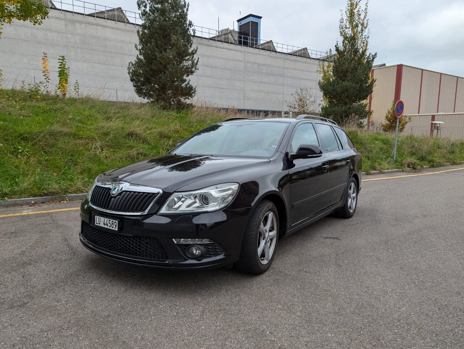 SKODA Octavia Combi 2.0 TSI RS DSG