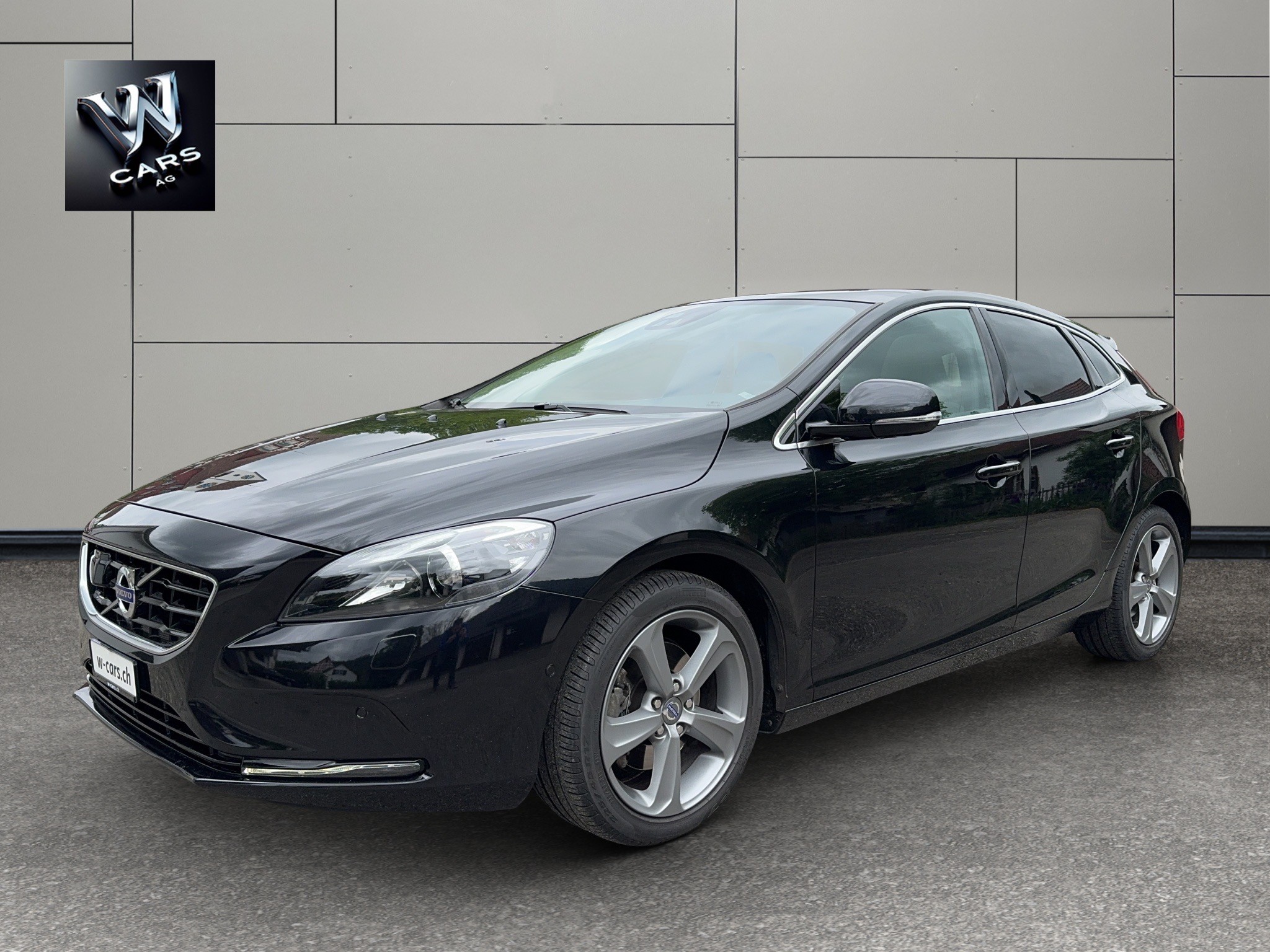 VOLVO V40 T4 Summum frisch ab MFK mit 24Mt Garantie