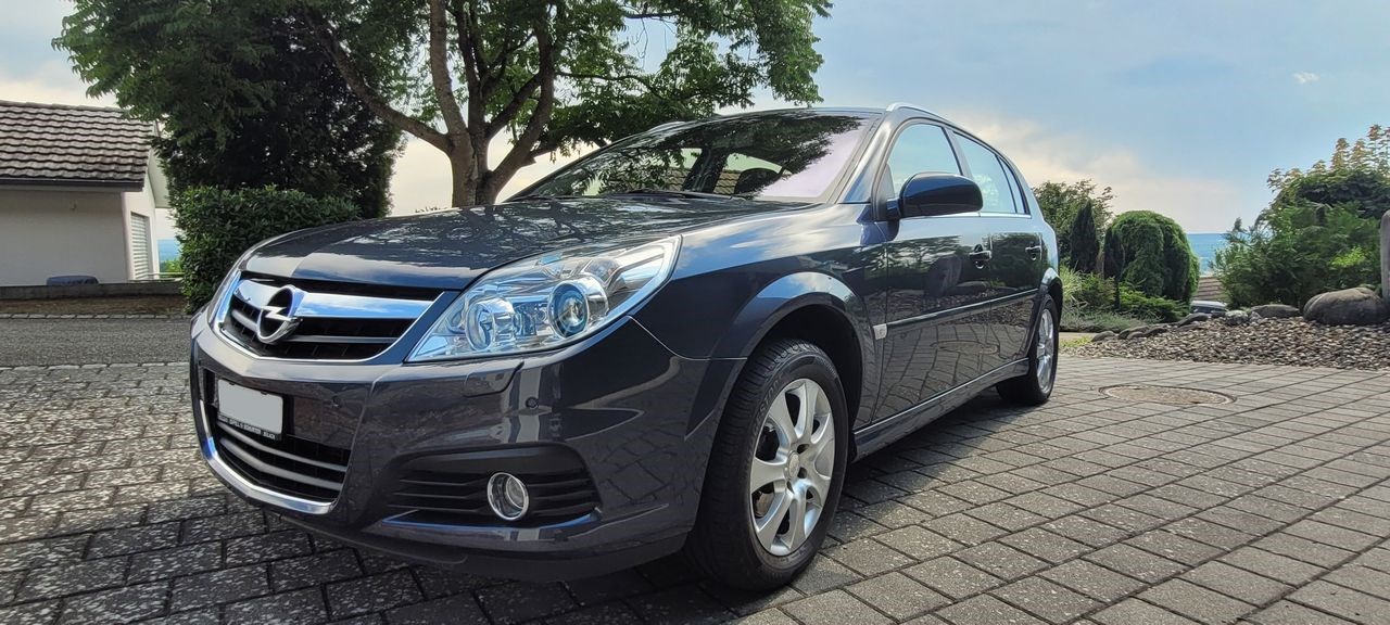 OPEL Signum 2.2 Elegance