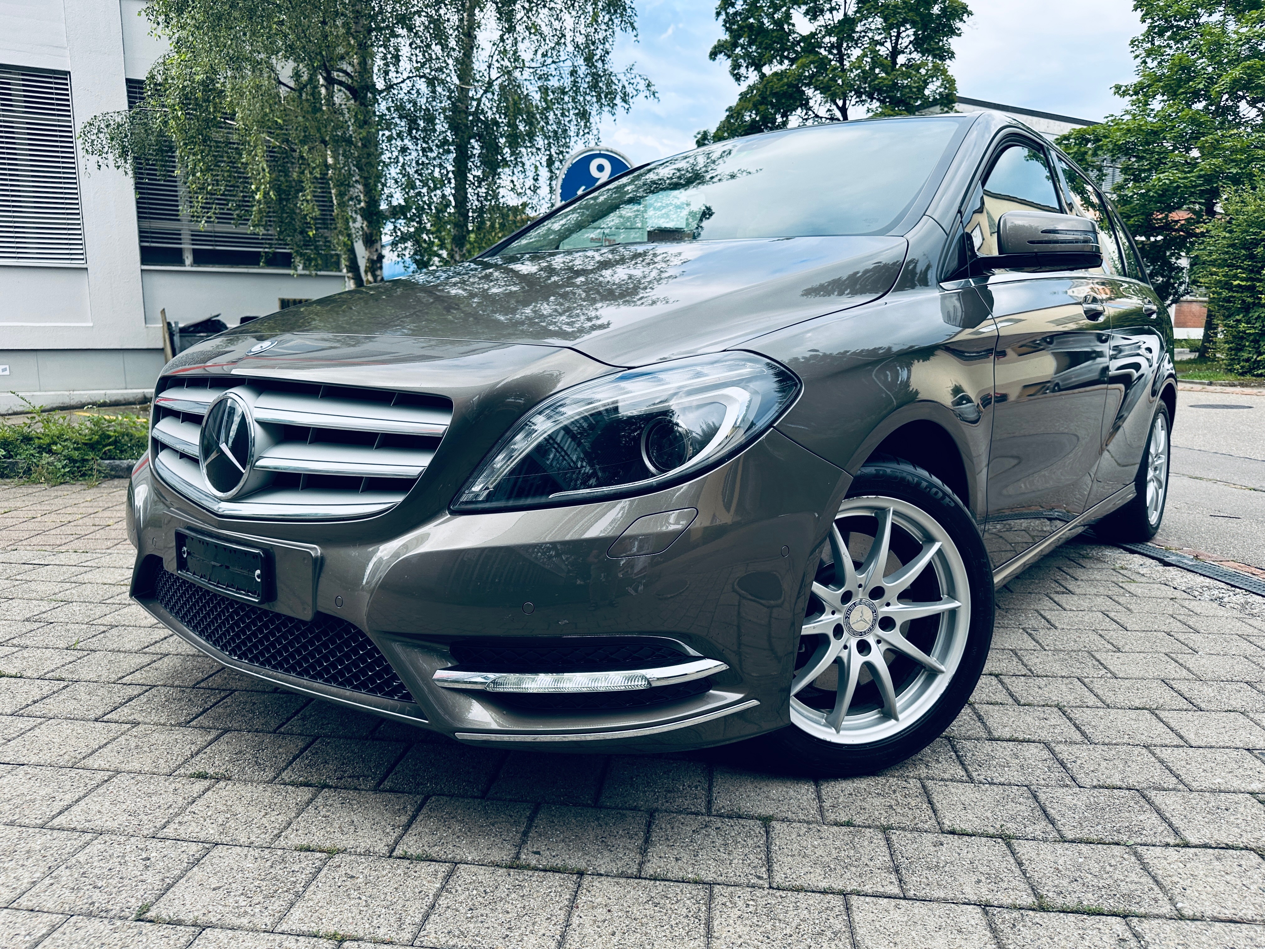 MERCEDES-BENZ B 250 7G-DCT