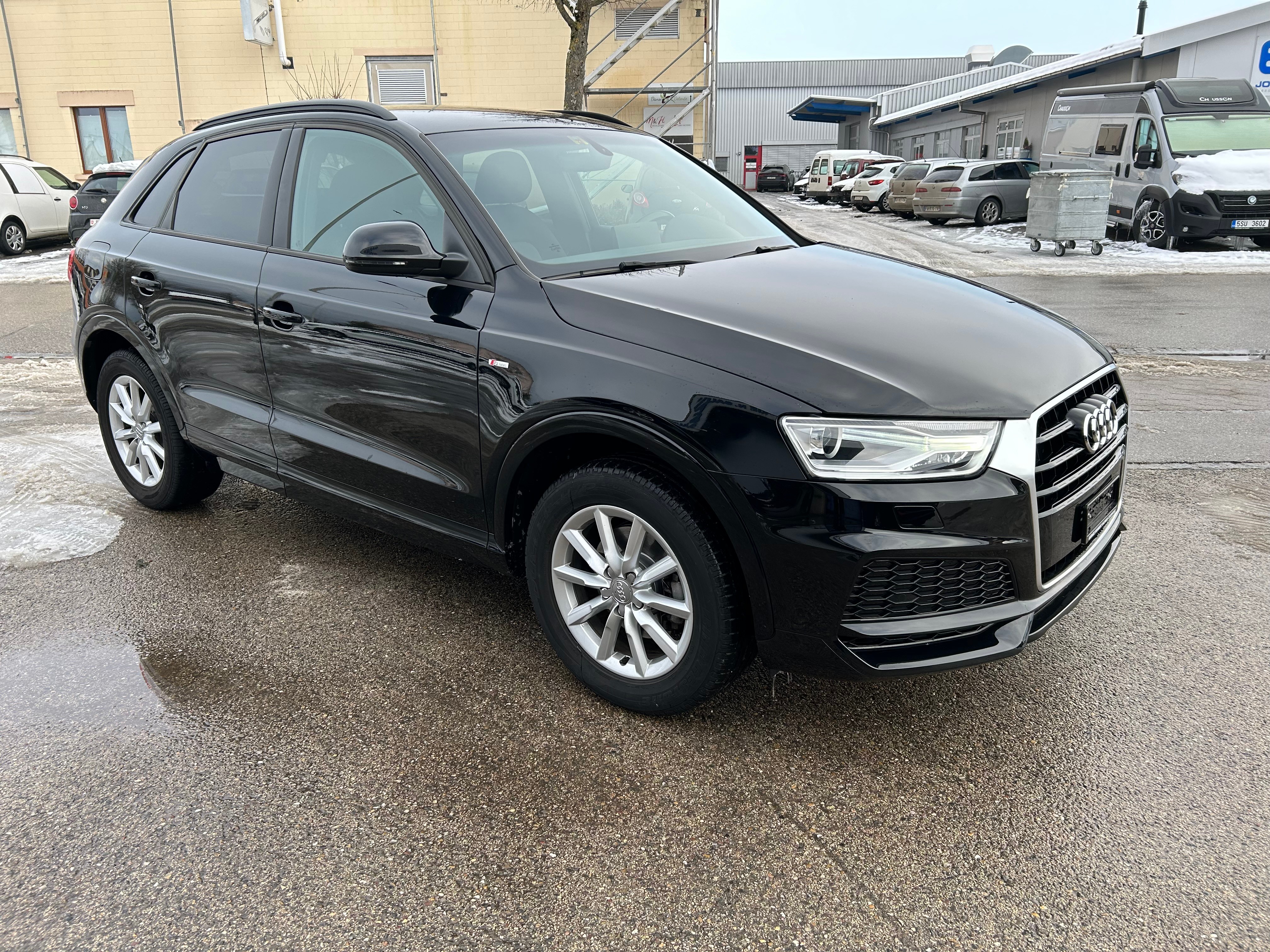 AUDI Q3 1.4 TFSI S-tronic Sline