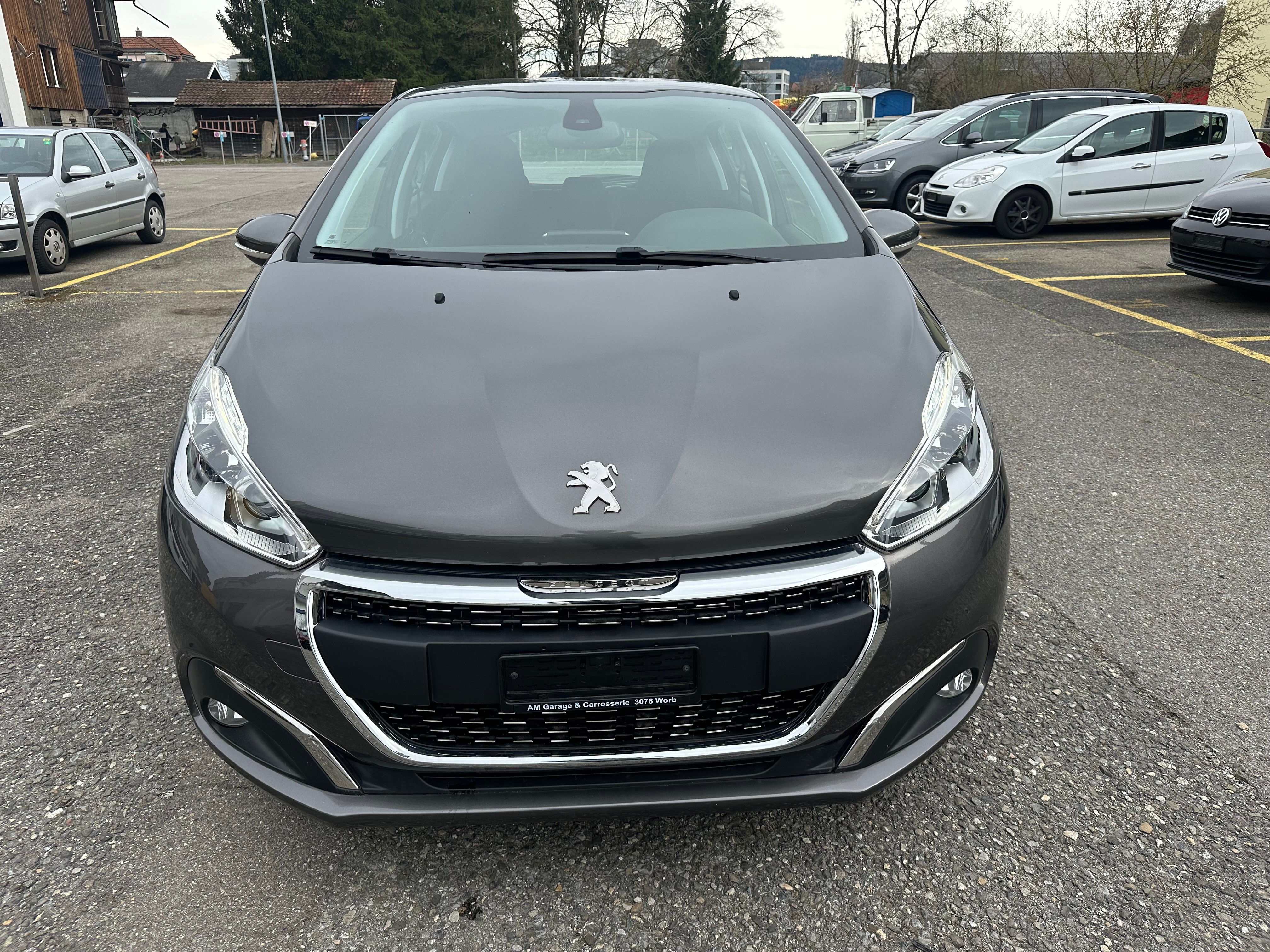 PEUGEOT 208 1.2 PureTech Active