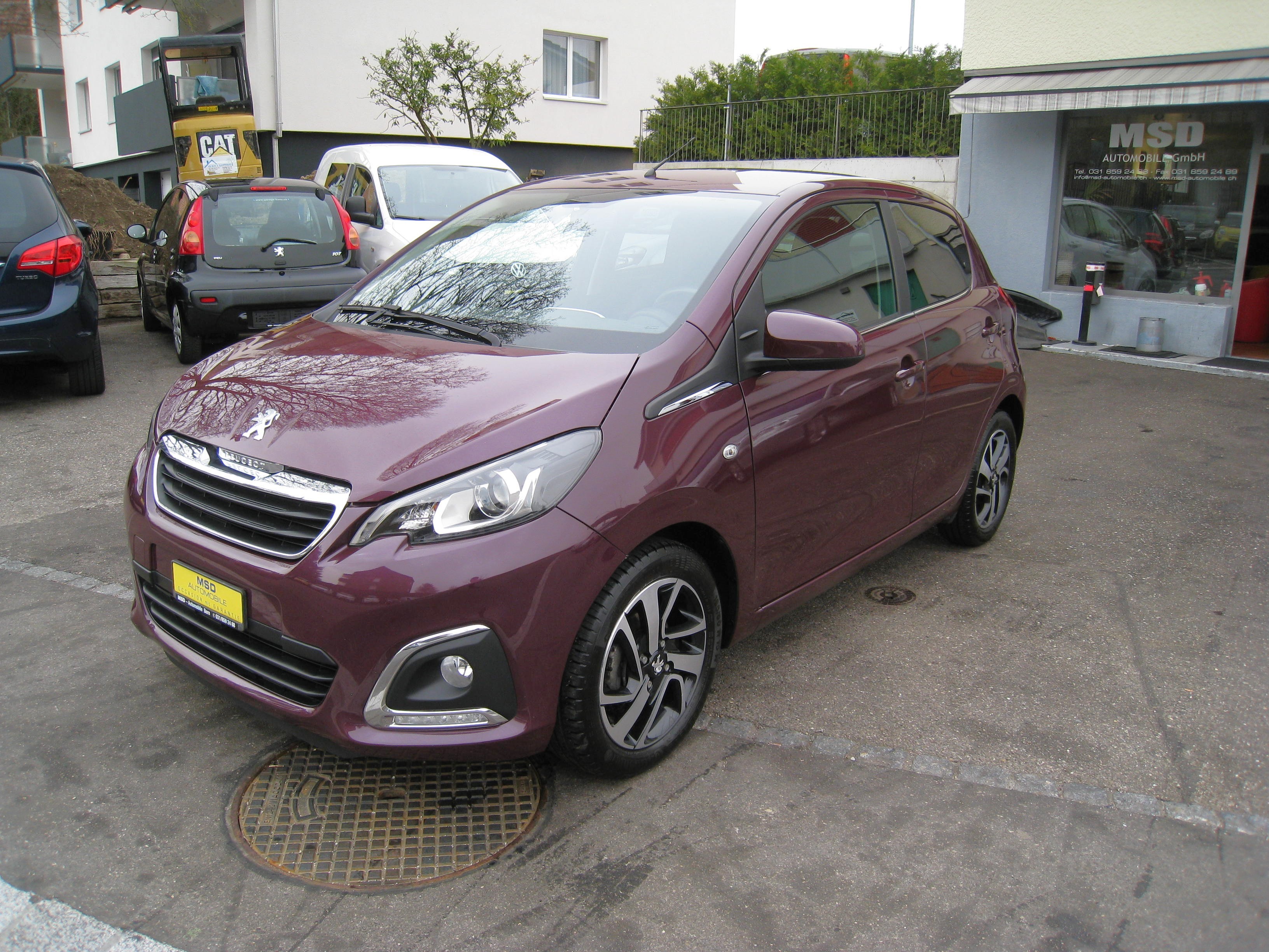 PEUGEOT 108 1.2 VTi Allure