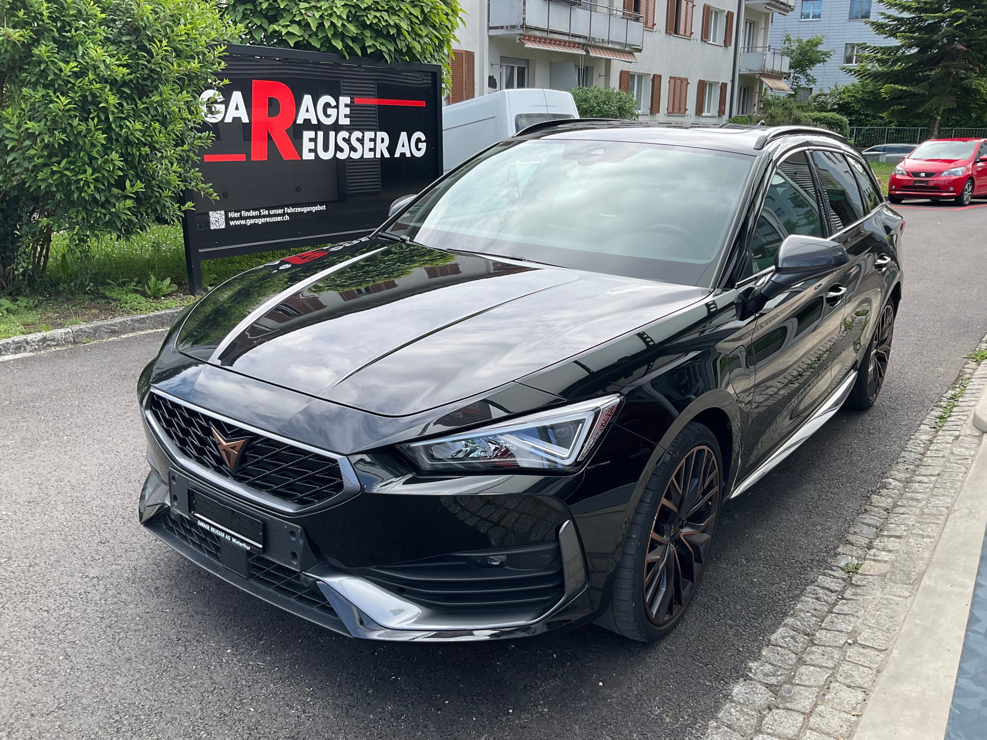 CUPRA LEON ST 1.4 e-HYBRID DSG *** PANORAMADACH UND VIELES MEHR ***