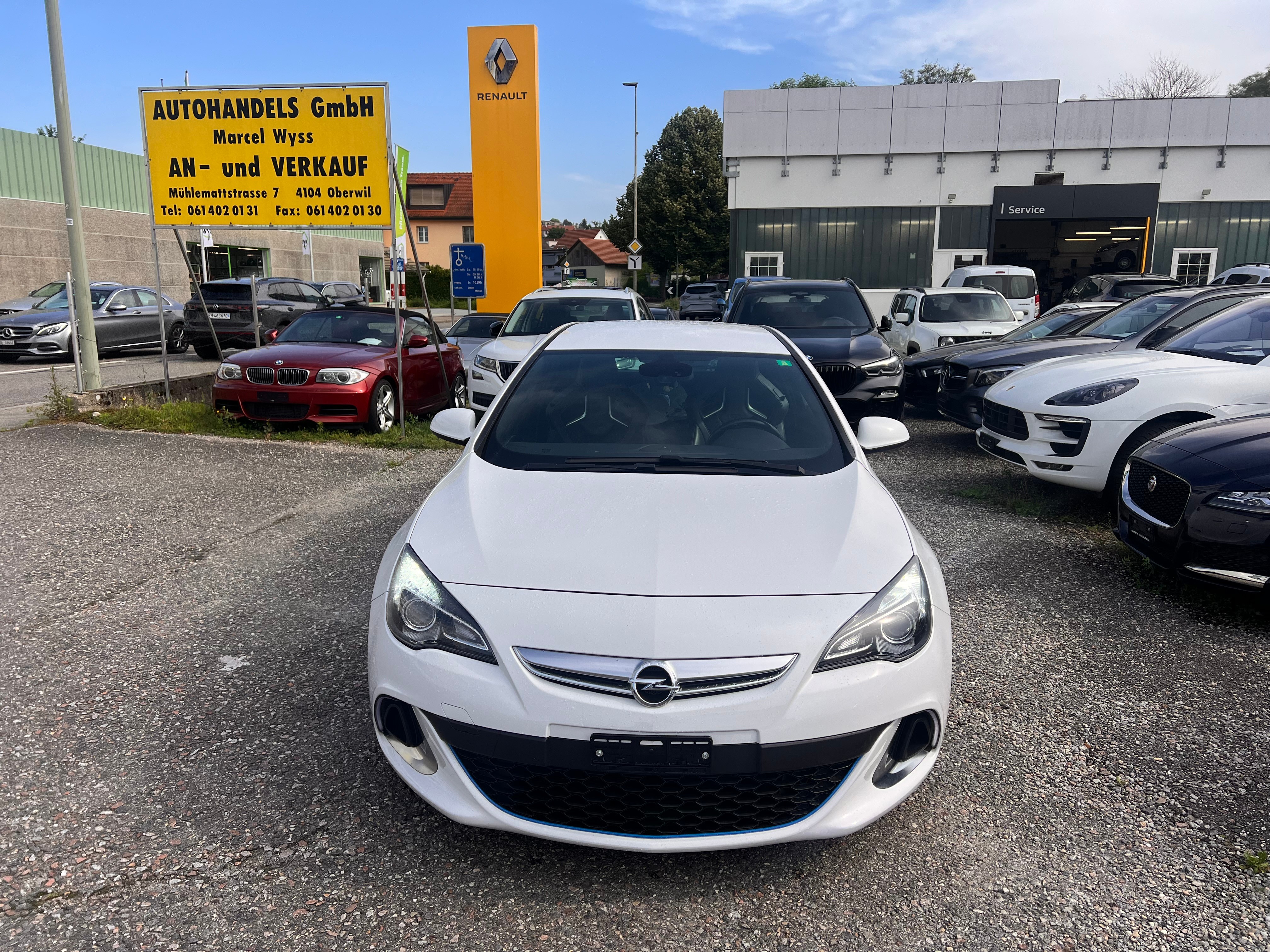 OPEL Astra GTC 2.0i 16V Turbo OPC