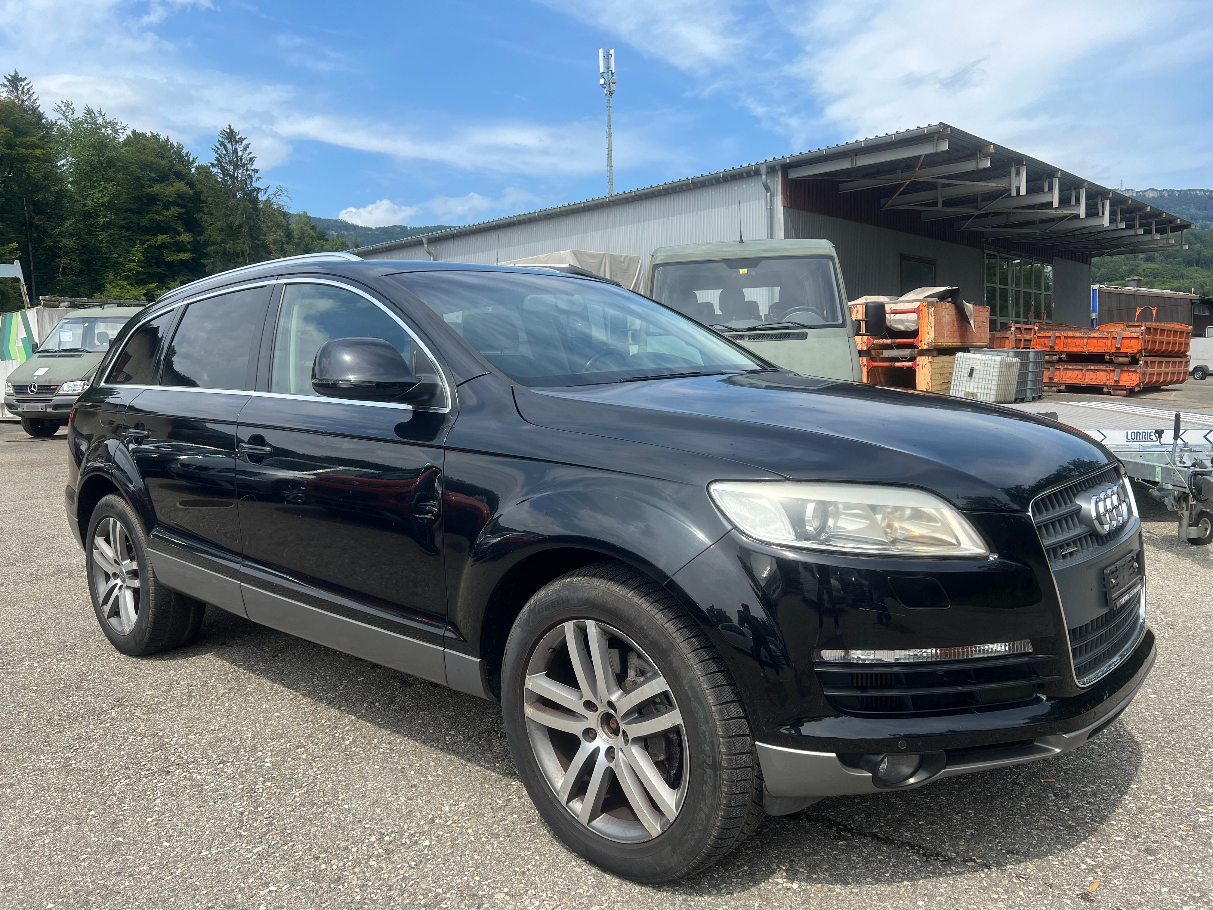 AUDI Q7 3.0 TDI quattro tiptronic