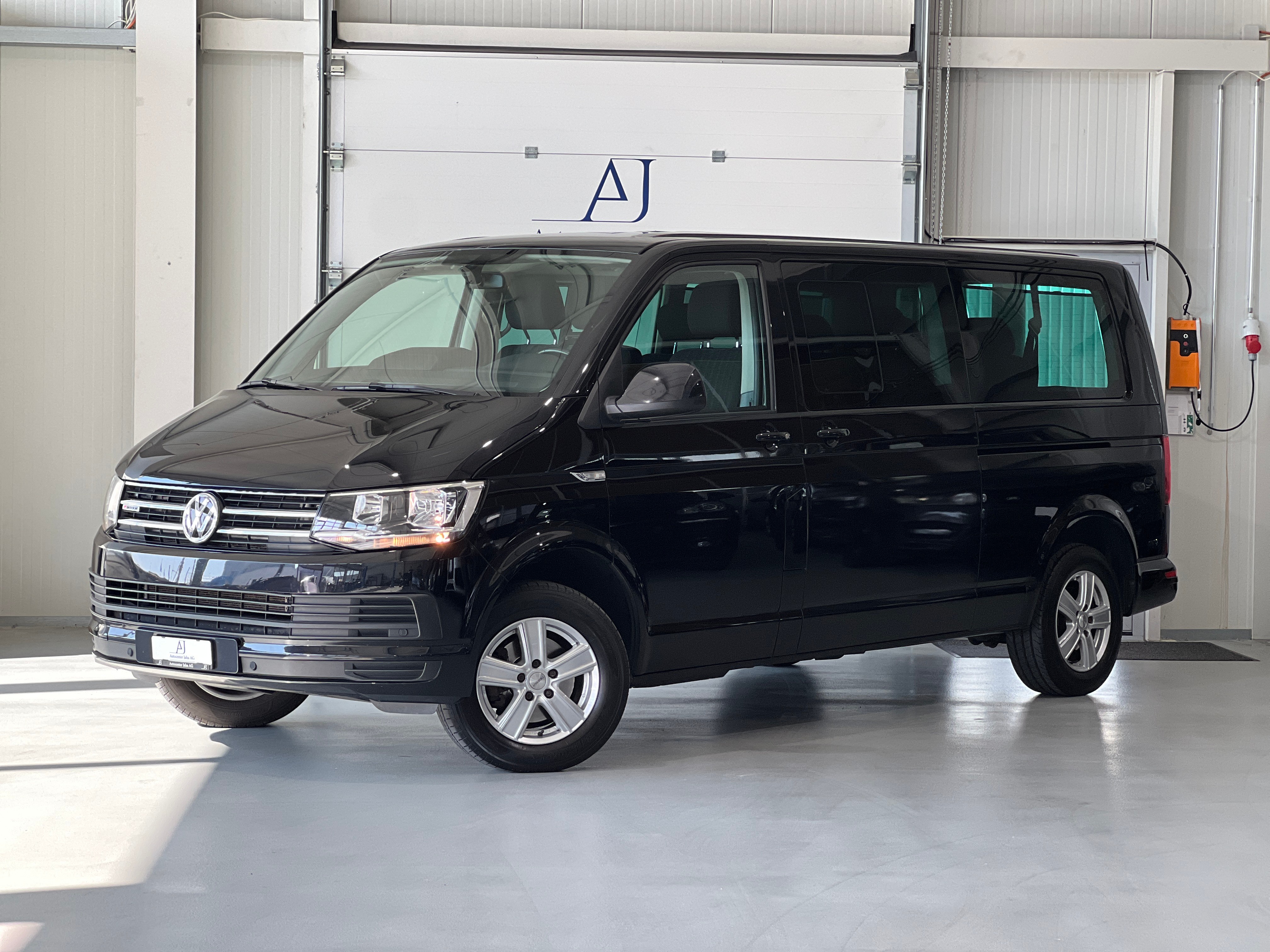 VW T6 Caravelle 2.0 TDI Comfortline 4Motion DSG LWB