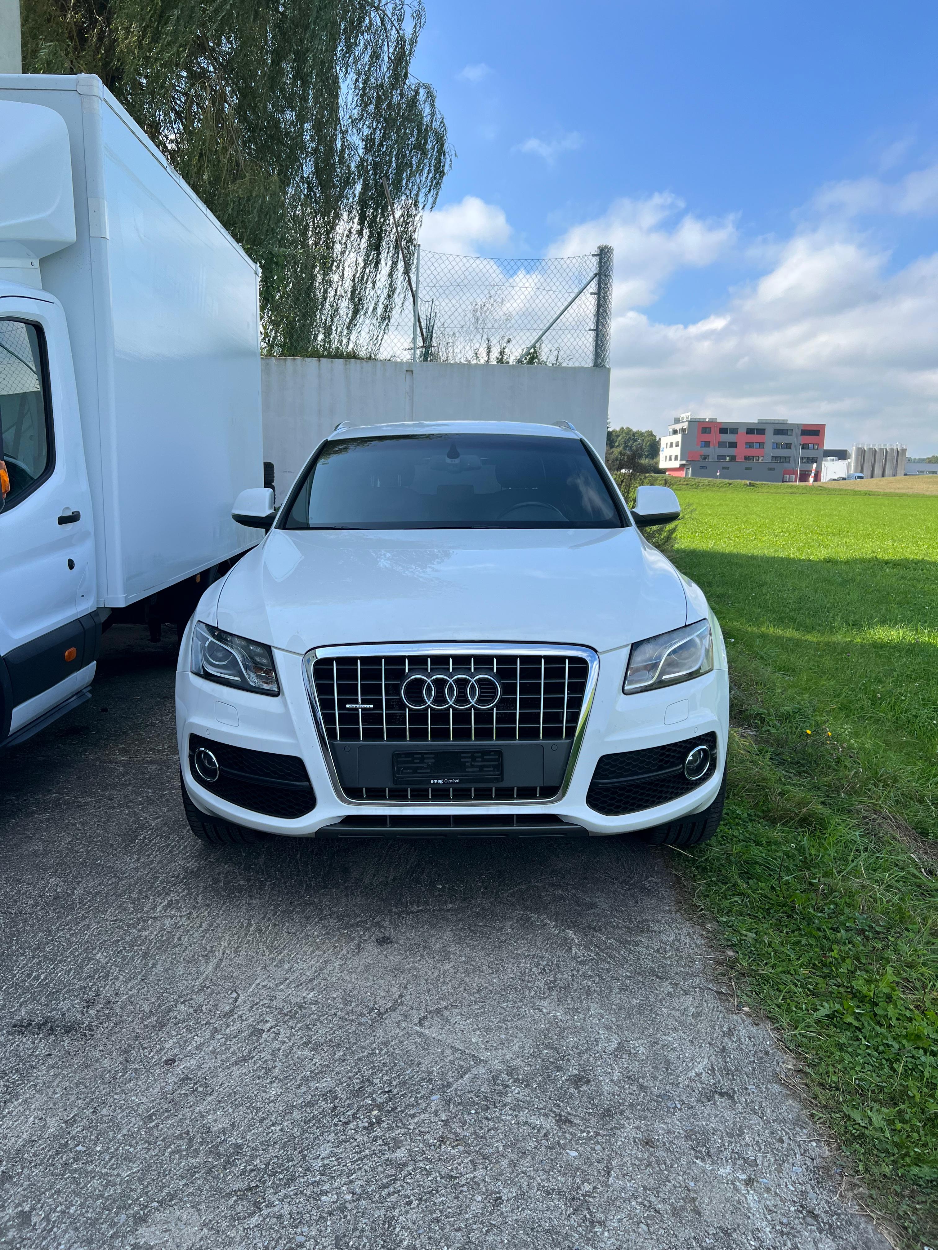 AUDI Q5 2.0 TFSI quattro S-tronic