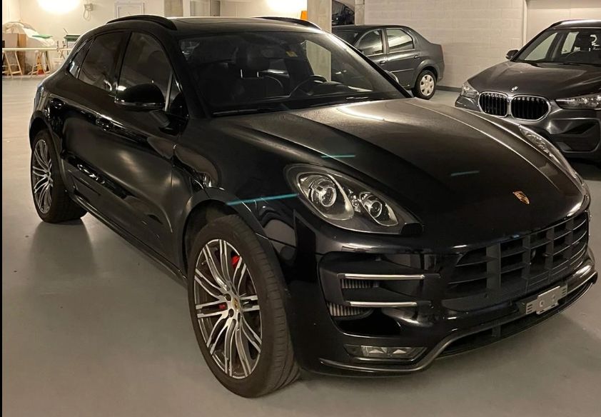 PORSCHE Macan Turbo PDK