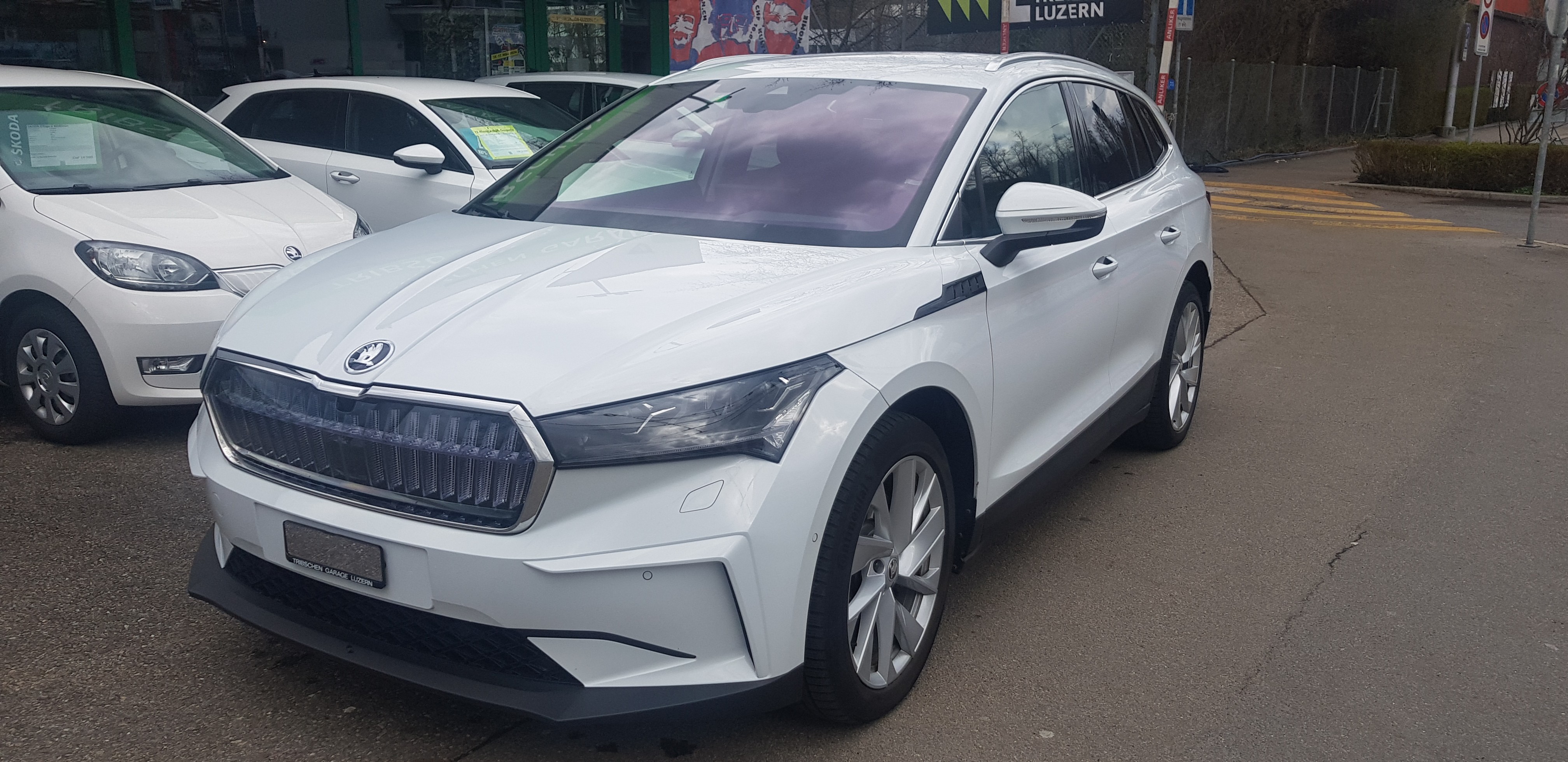 SKODA Enyaq iV 80x