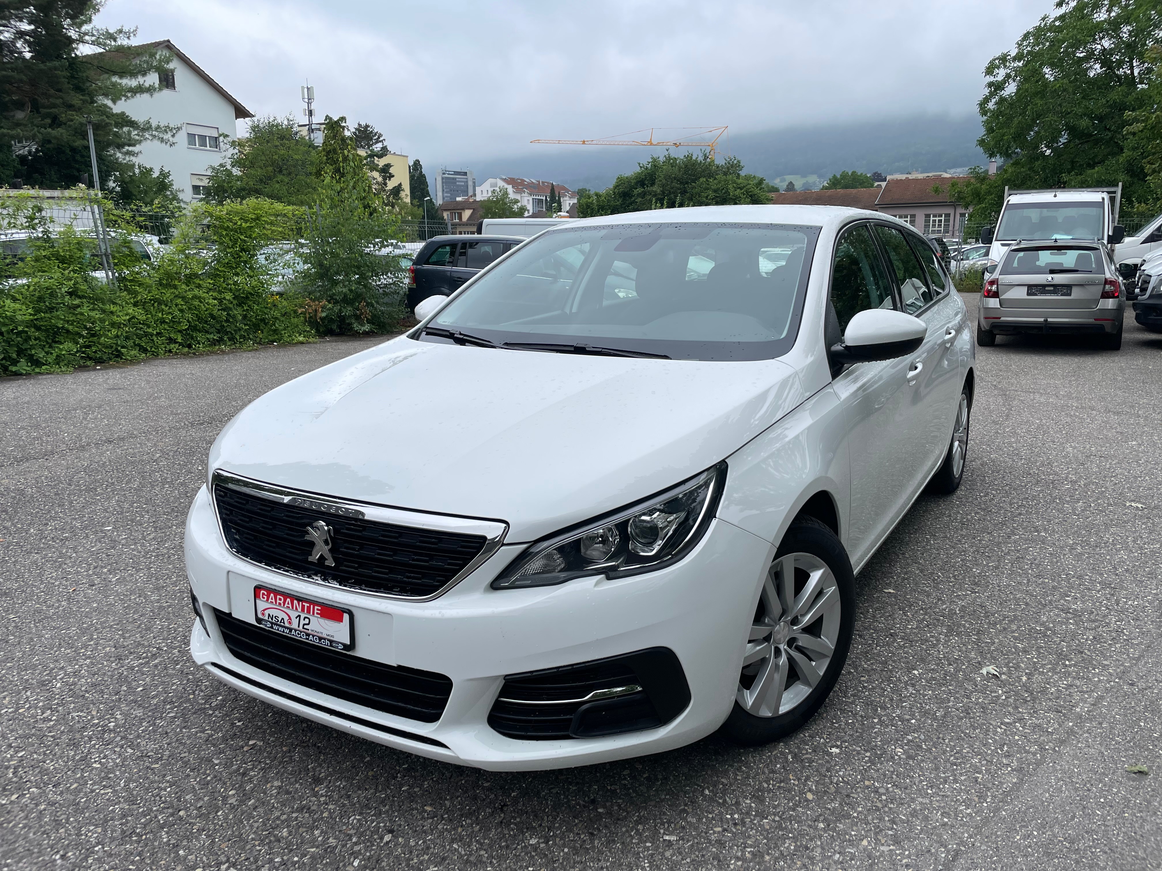 PEUGEOT 308 SW 1.5 BlueHDI Active EAT8 * Gr. Navgation * Klima-auto * Tempomat * PDC H * Alu 