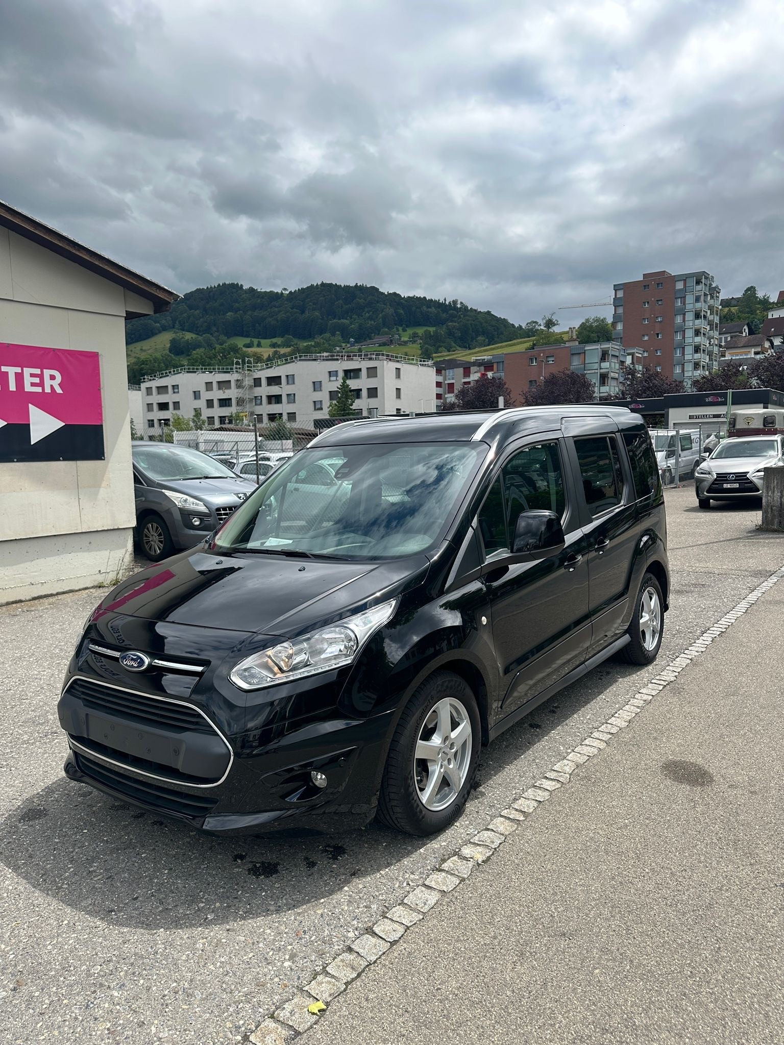 FORD Tourneo Connect 1.0 SCTi Trend