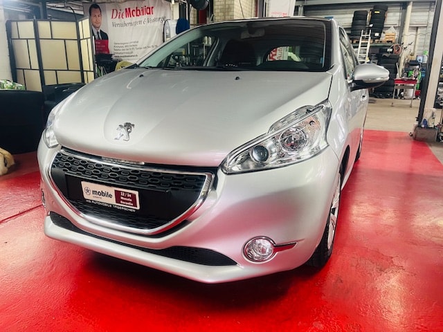 PEUGEOT 208 1.2 VTI Active