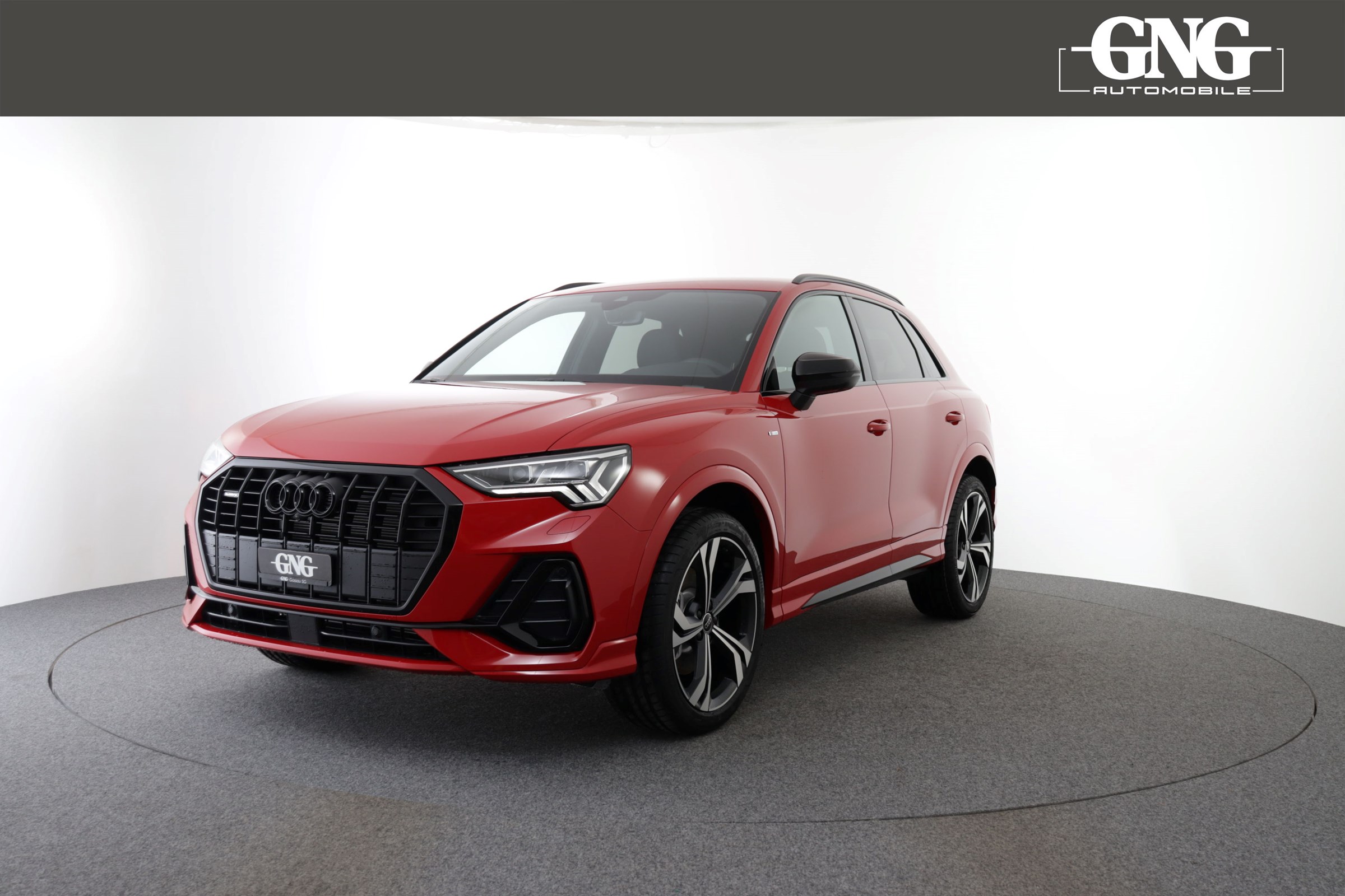 AUDI Q3 40 TFSI S line quattro S-tronic